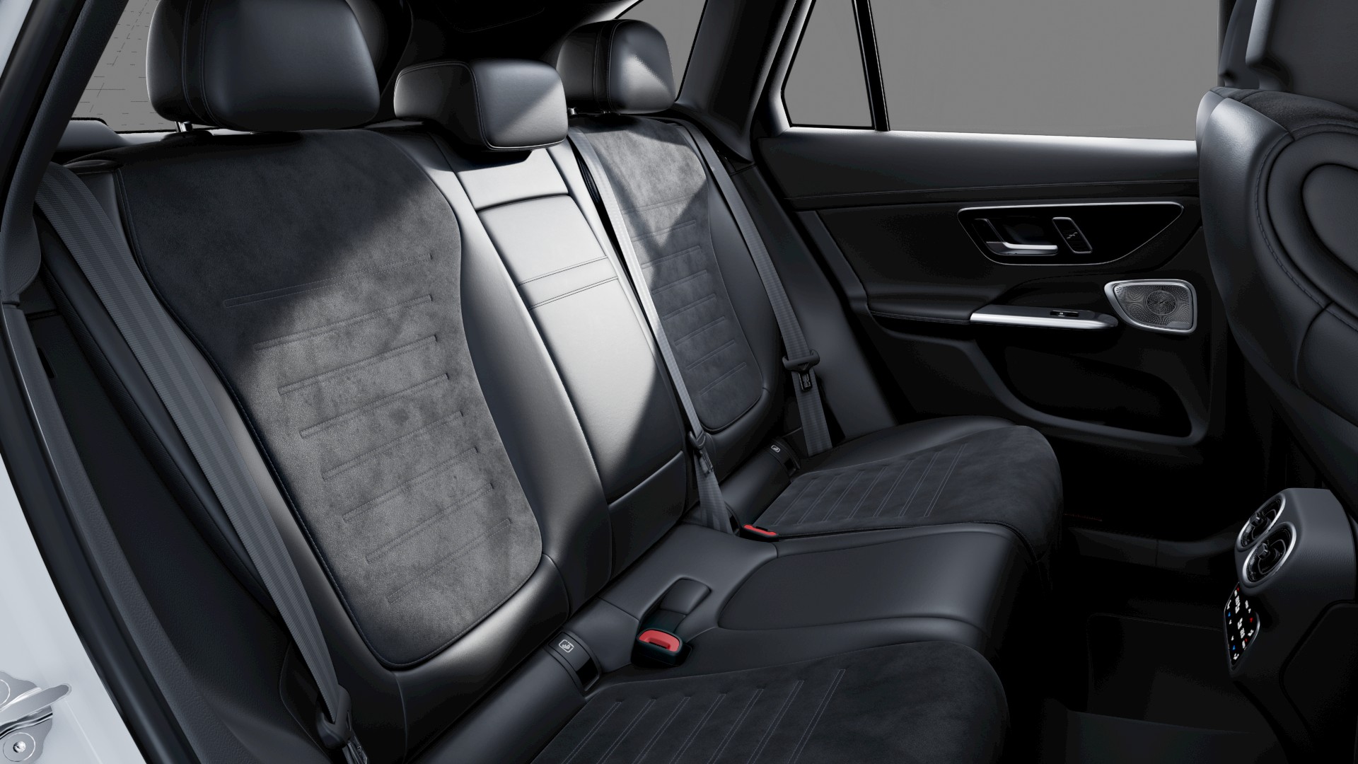 MERCEDES-BENZ GLC 300 e 4Matic EQ Star 9G-Tronic-image-8