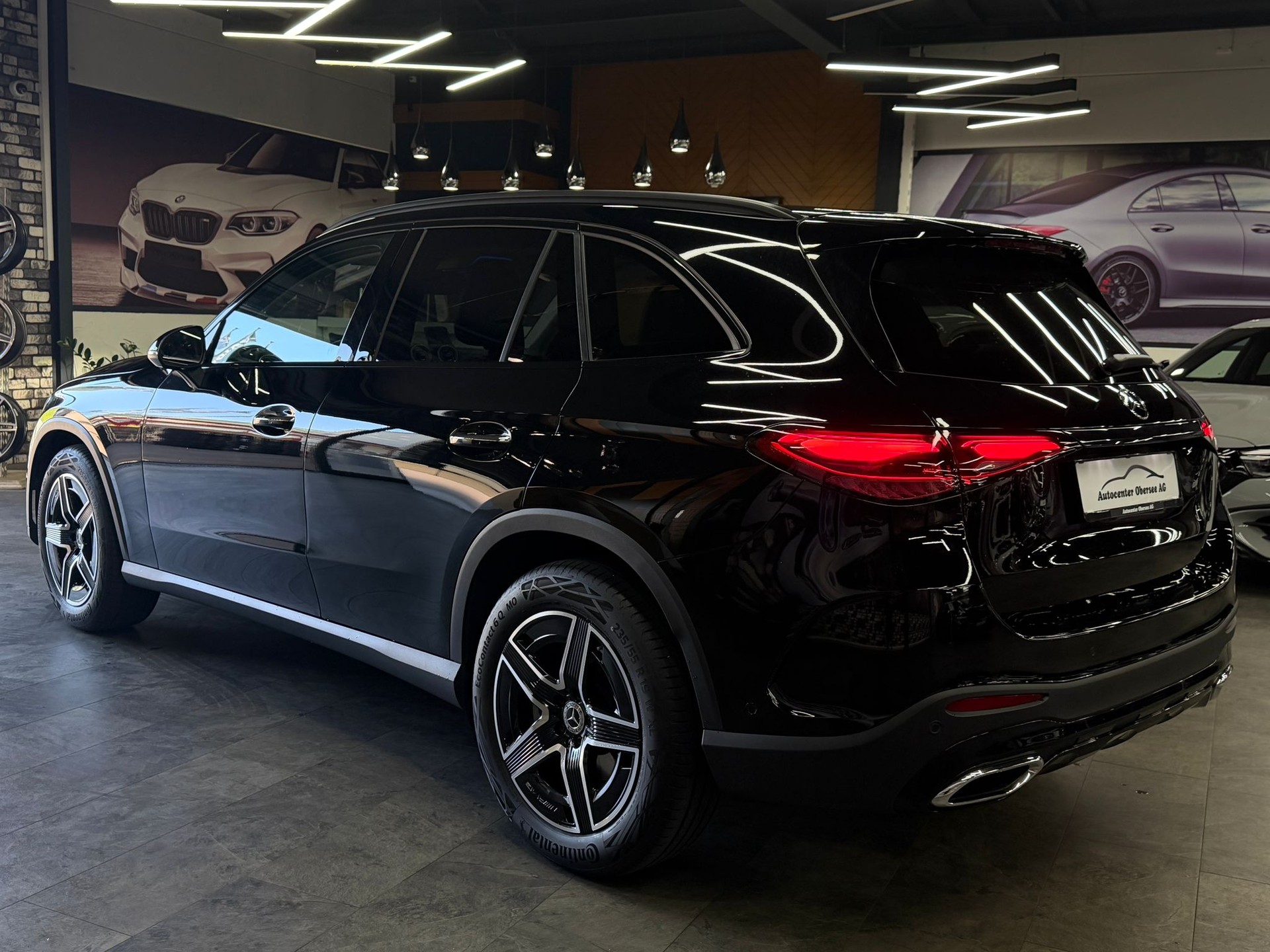MERCEDES-BENZ GLC 200 4Matic AMG Line 9G-Tronic-image-7