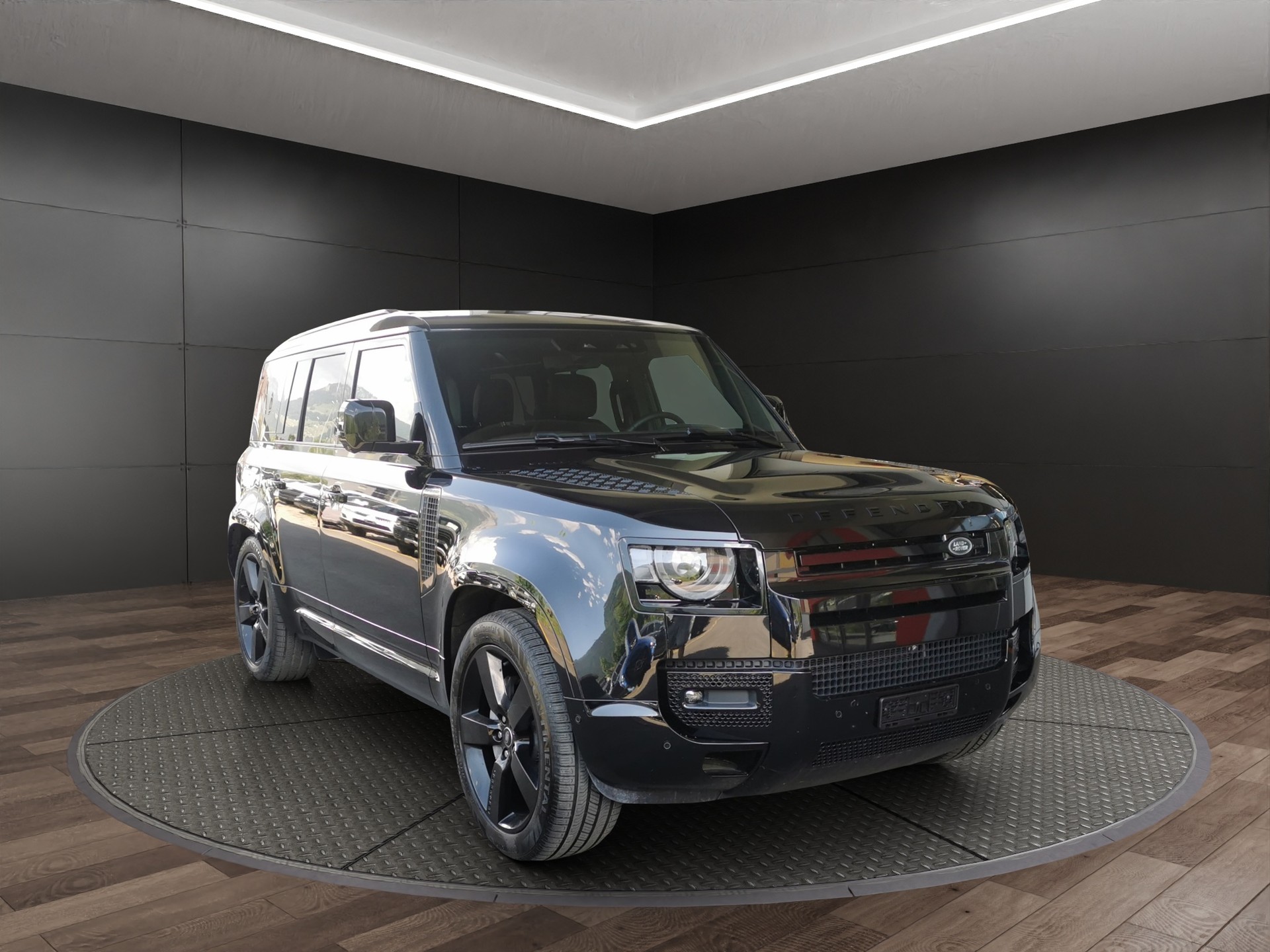 LAND ROVER Defender 110 3.0 D I6 300 X-Dynamic HSE AWD AT8
