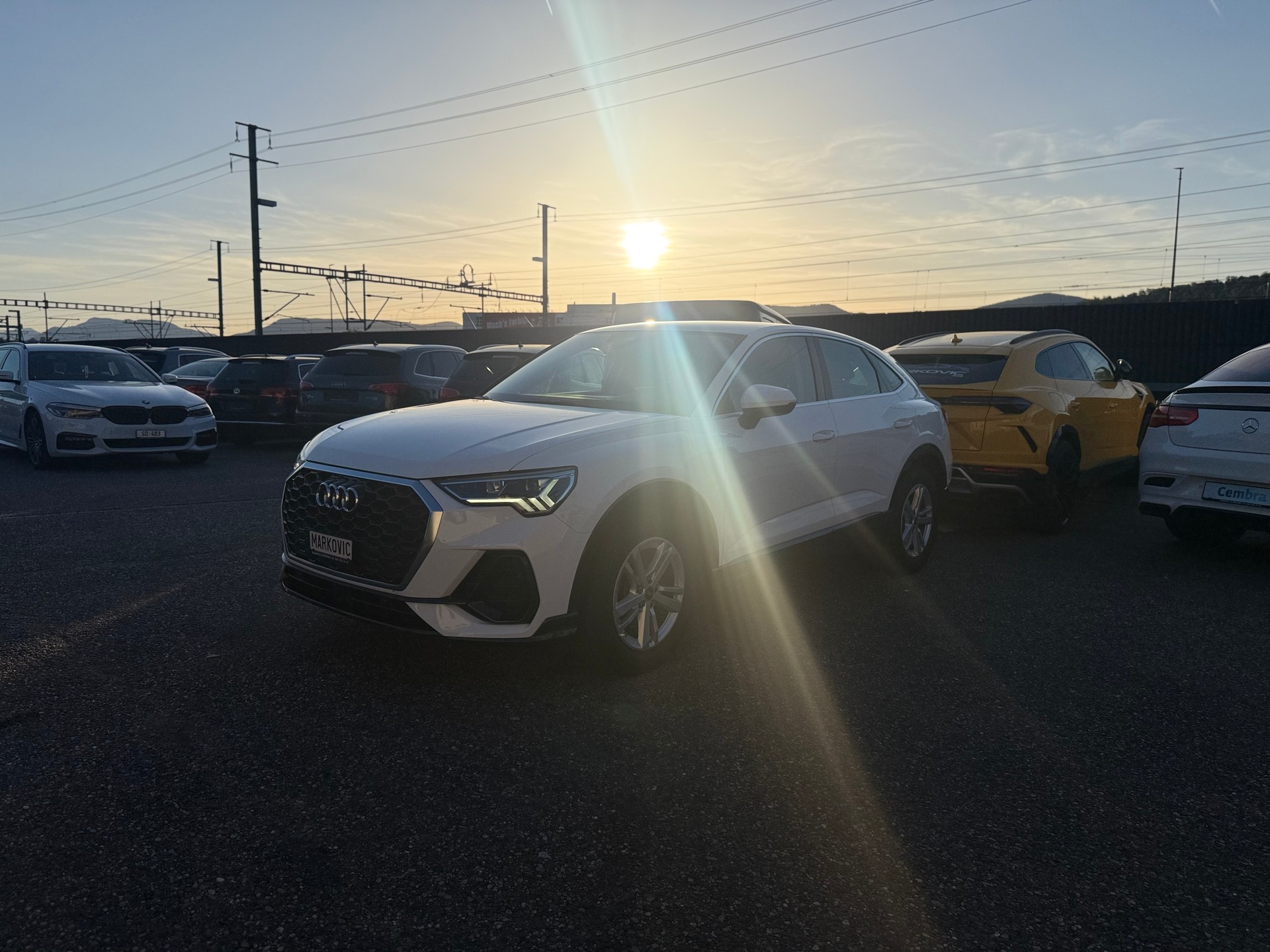 AUDI Q3 Sportback 35 TFSI S line Attraction S-tronic-image-2