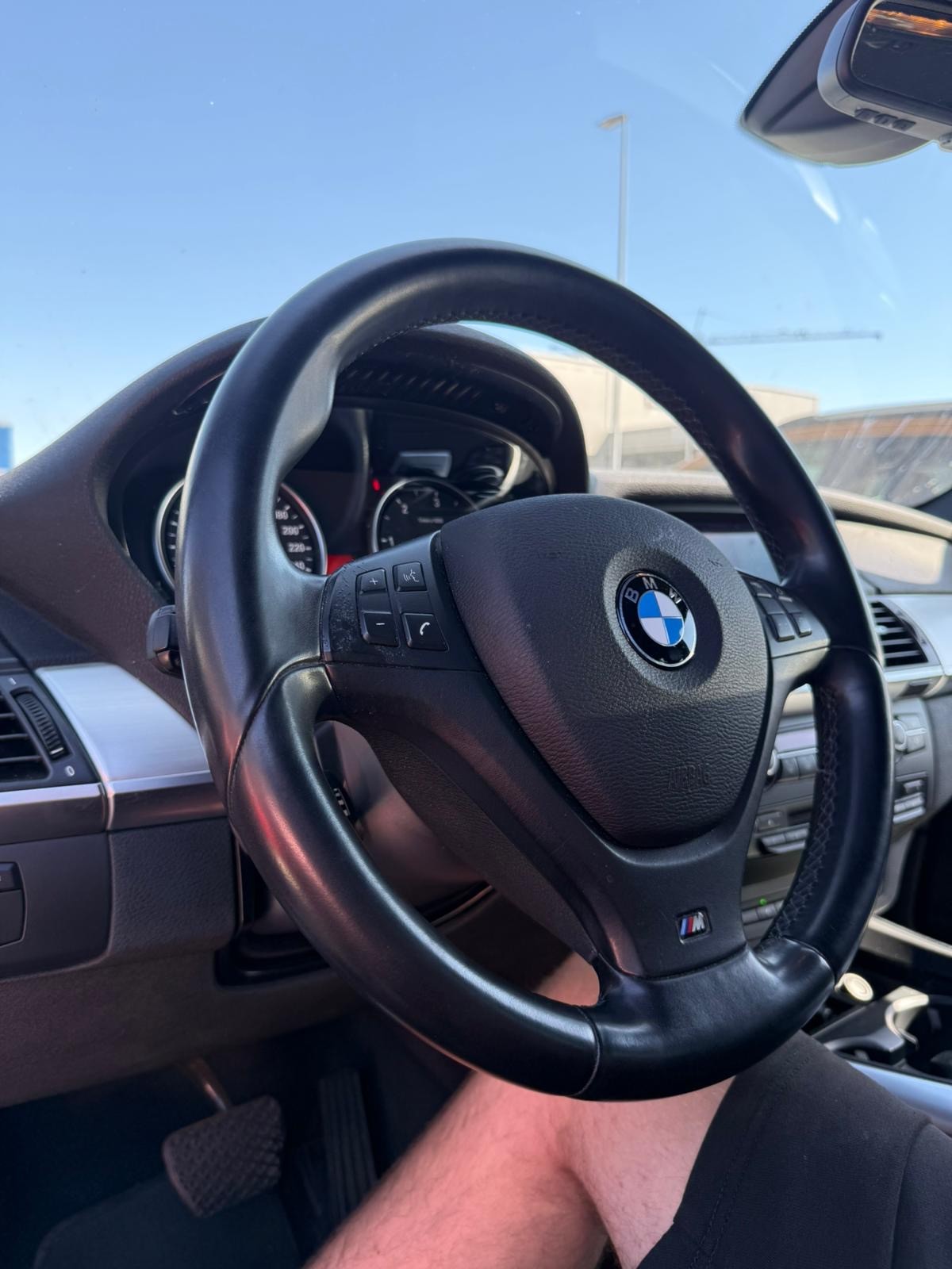 BMW X5 xDrive 40d Steptronic-image-24