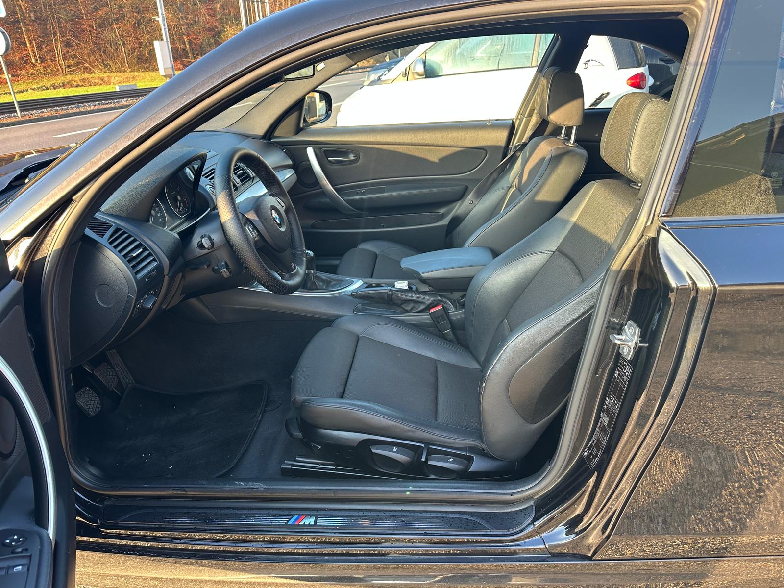 BMW 118d Coupé-image-9