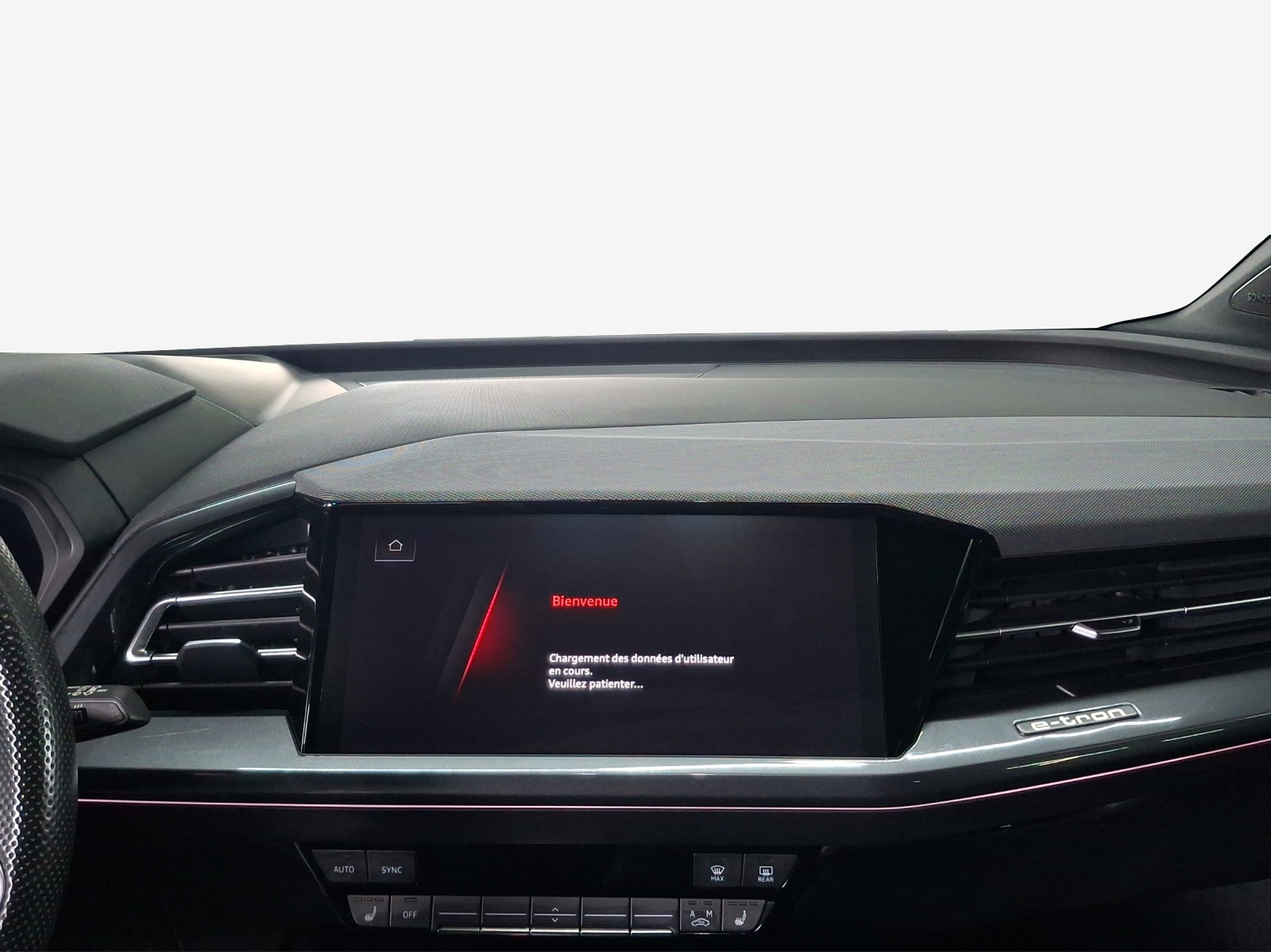 AUDI Q4 e-tron 50 quattro-image-10
