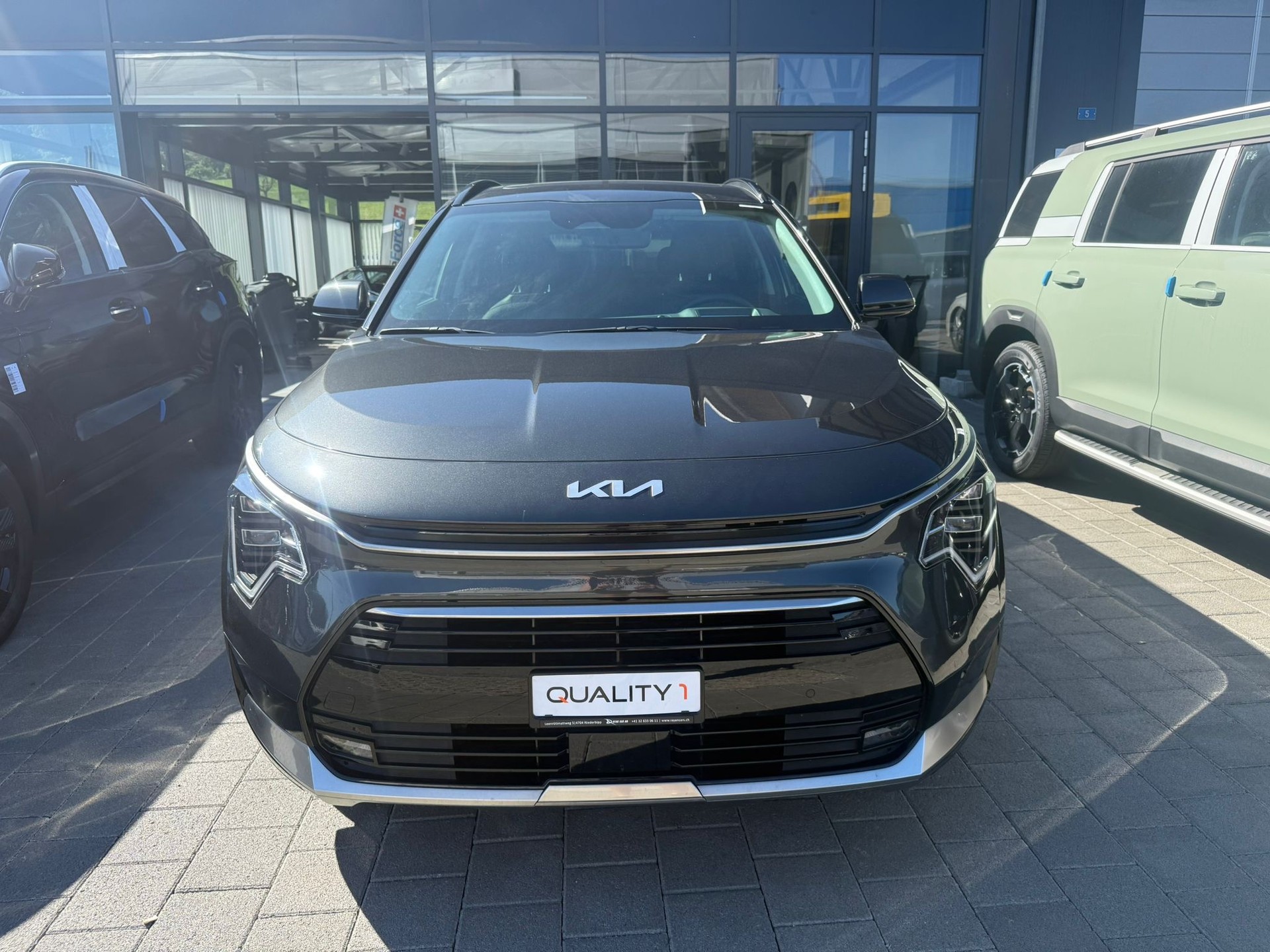 KIA Niro 1.6GDi Hybrid DCT Style-showroom-element-2