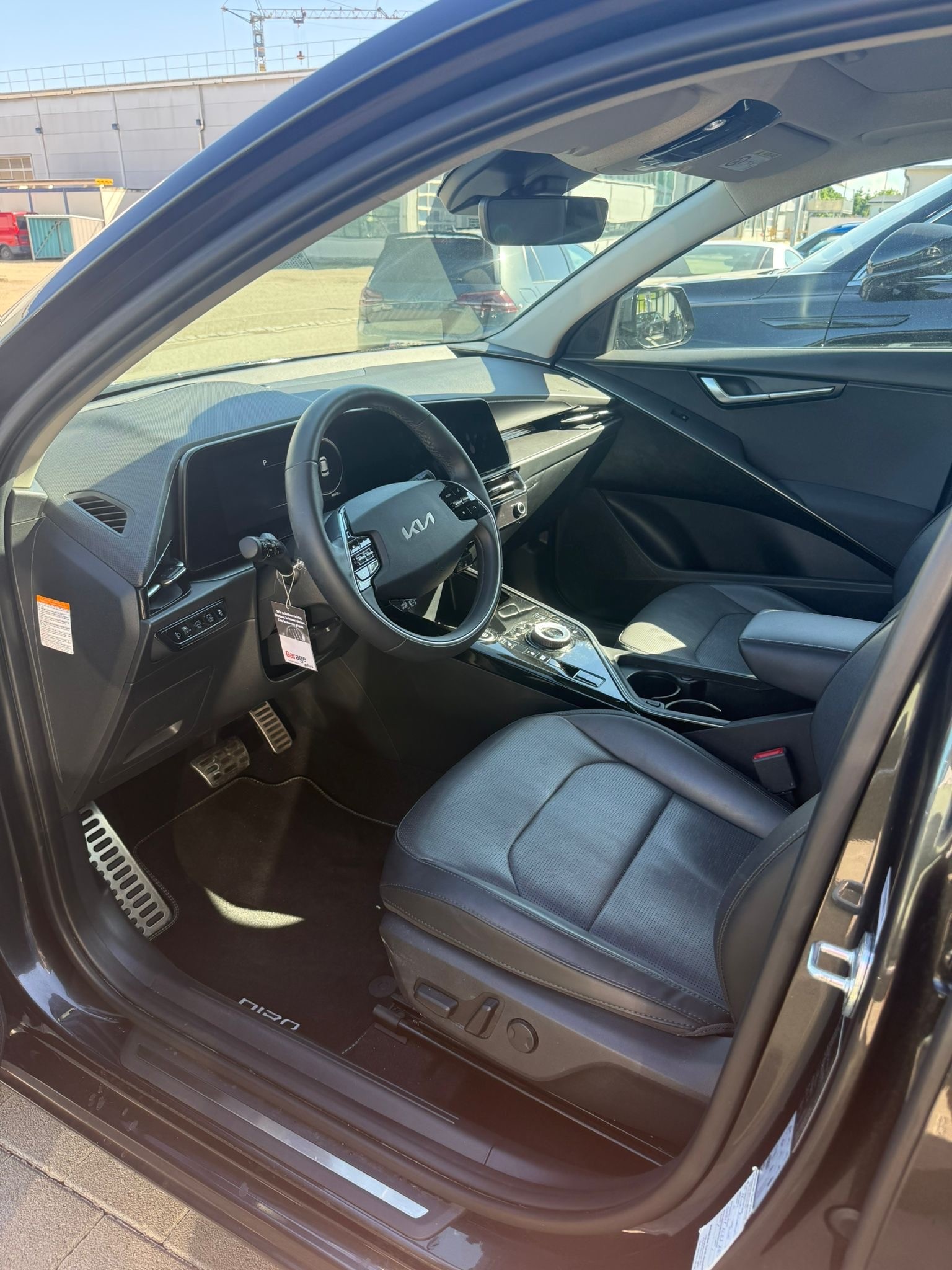 KIA Niro 1.6GDi Hybrid DCT Style-image-14