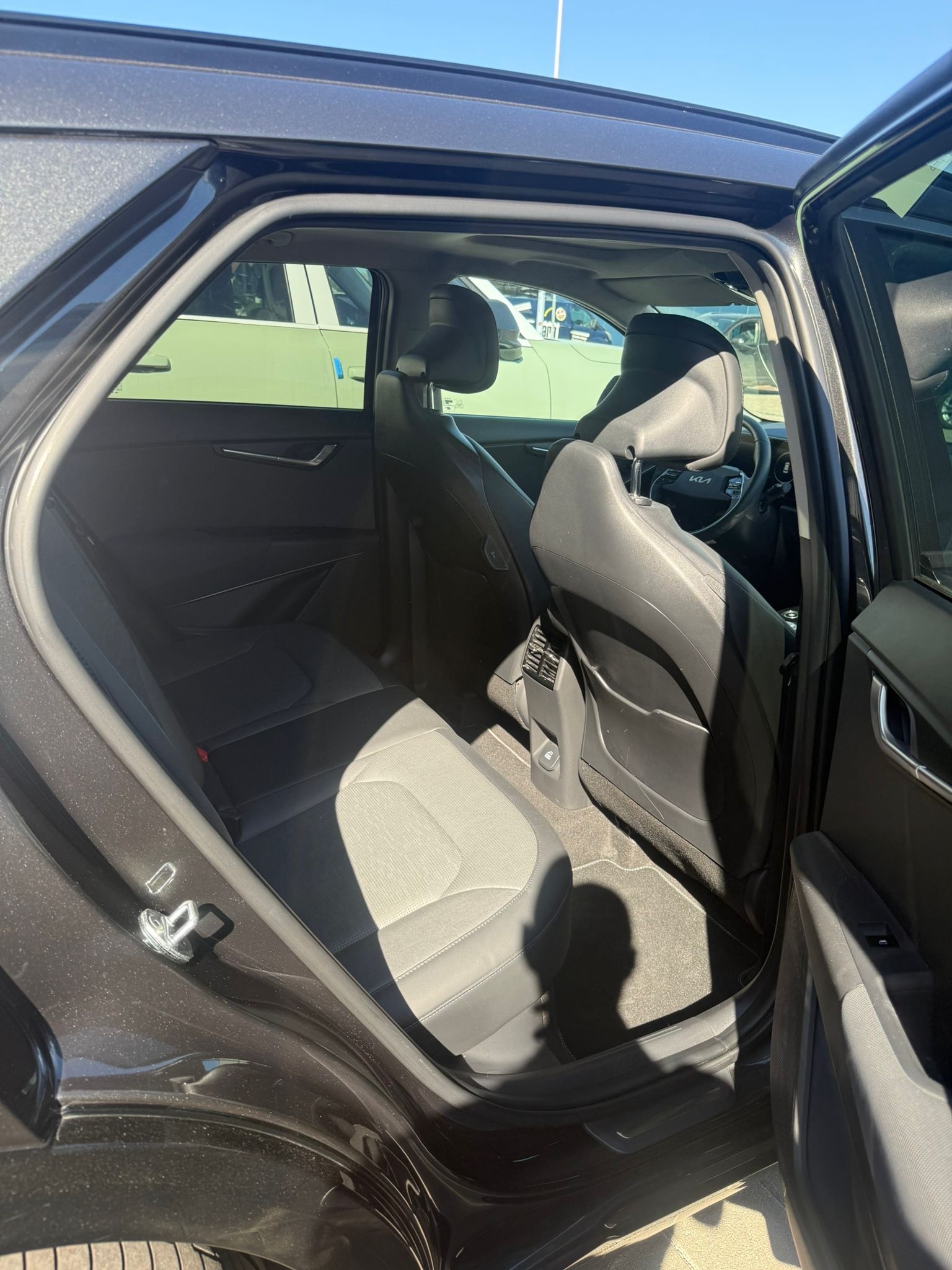 KIA Niro 1.6GDi Hybrid DCT Style-image-12