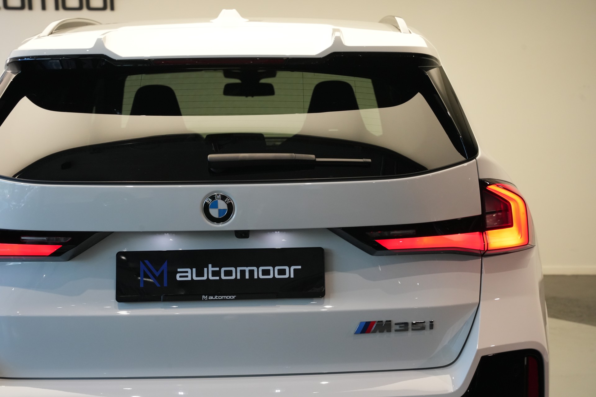 BMW X1 xDrive M35i *LED* *Komfortzugang*-image-37