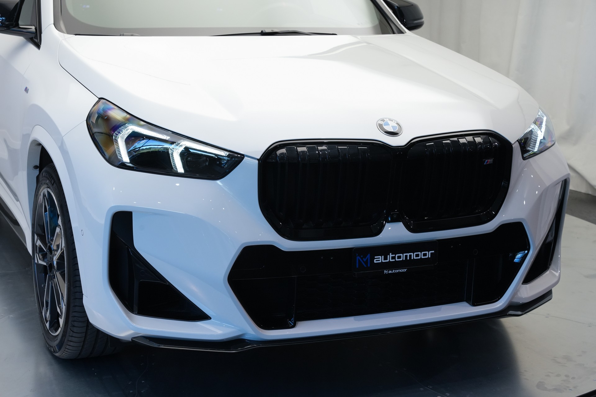 BMW X1 xDrive M35i *LED* *Komfortzugang*-image-46