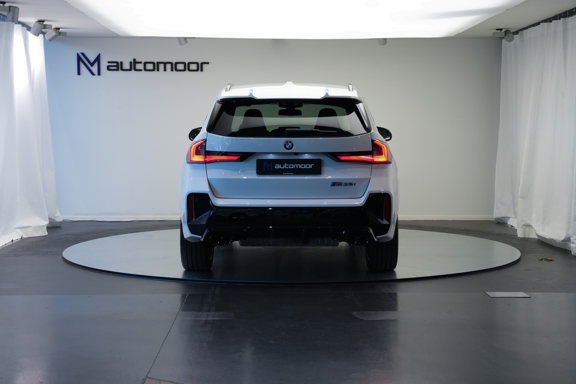 BMW X1 xDrive M35i *LED* *Komfortzugang*-image-5