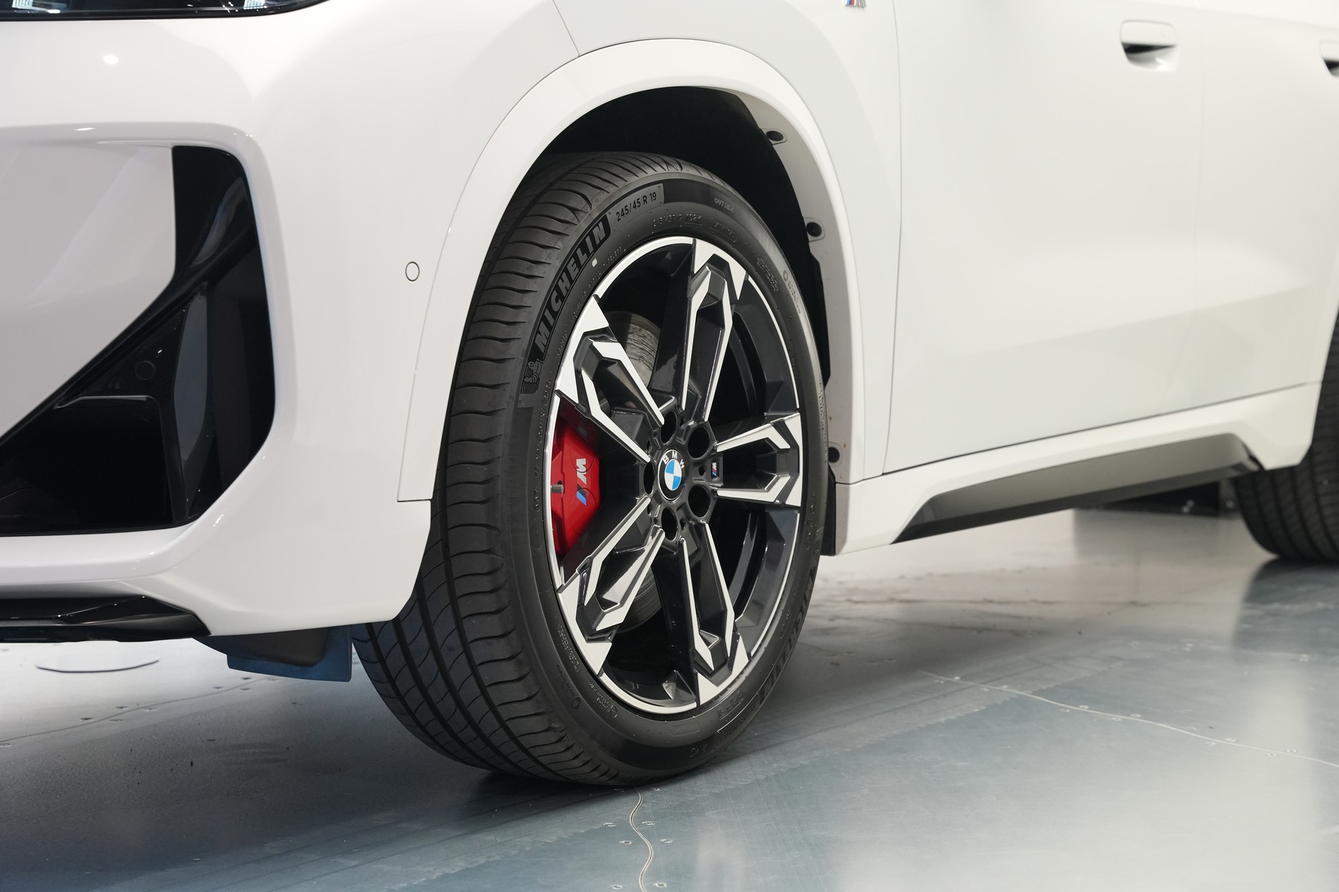 BMW X1 xDrive M35i *LED* *Komfortzugang*-image-45