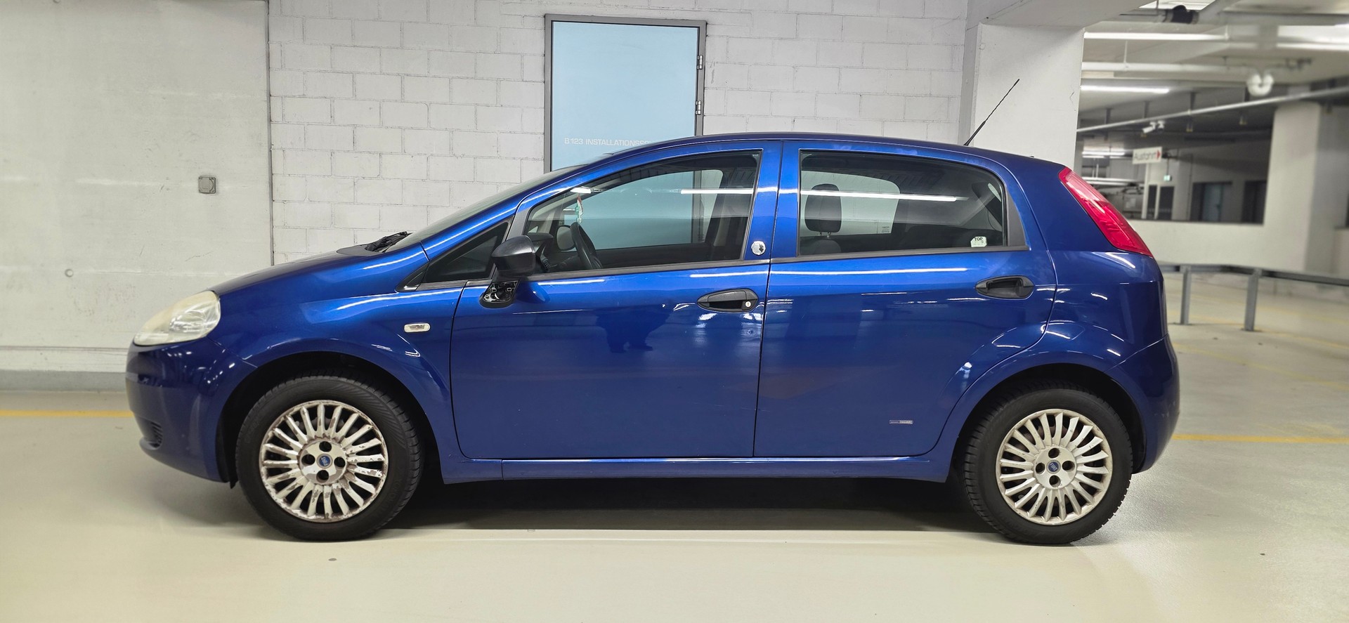 FIAT Punto 1.4 Dynamic-image-1