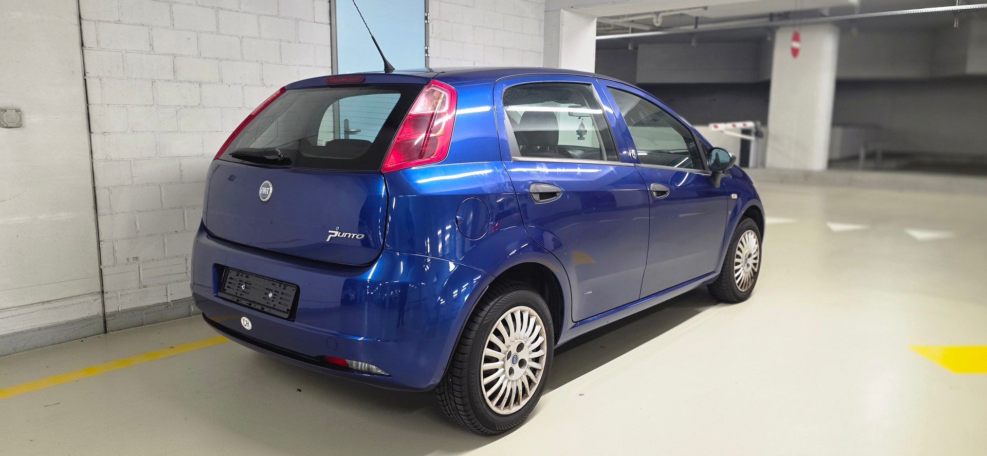 FIAT Punto 1.4 Dynamic-image-4