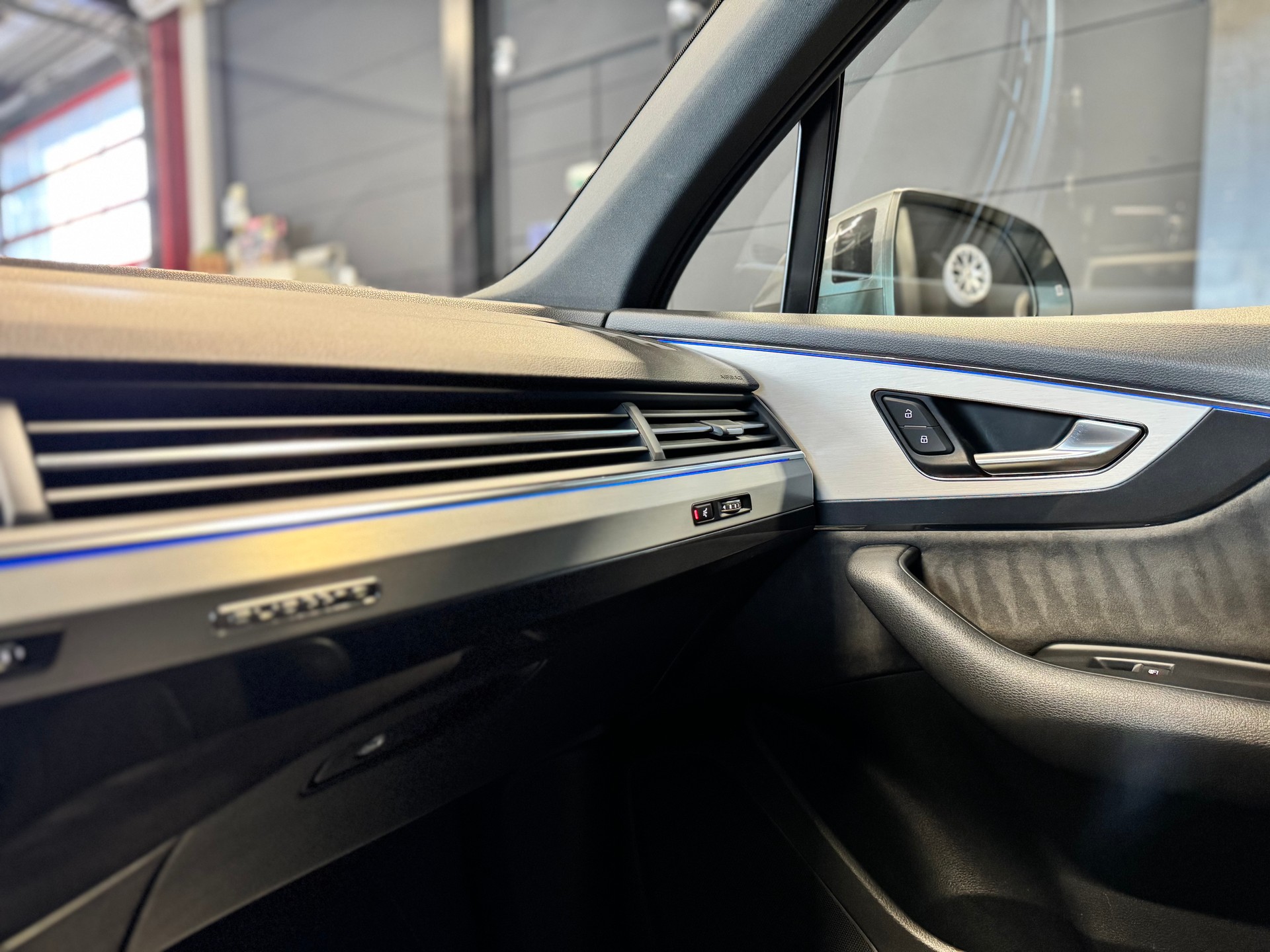 AUDI Q7 50 TDI quattro tiptronic *7Plätzer*-image-15