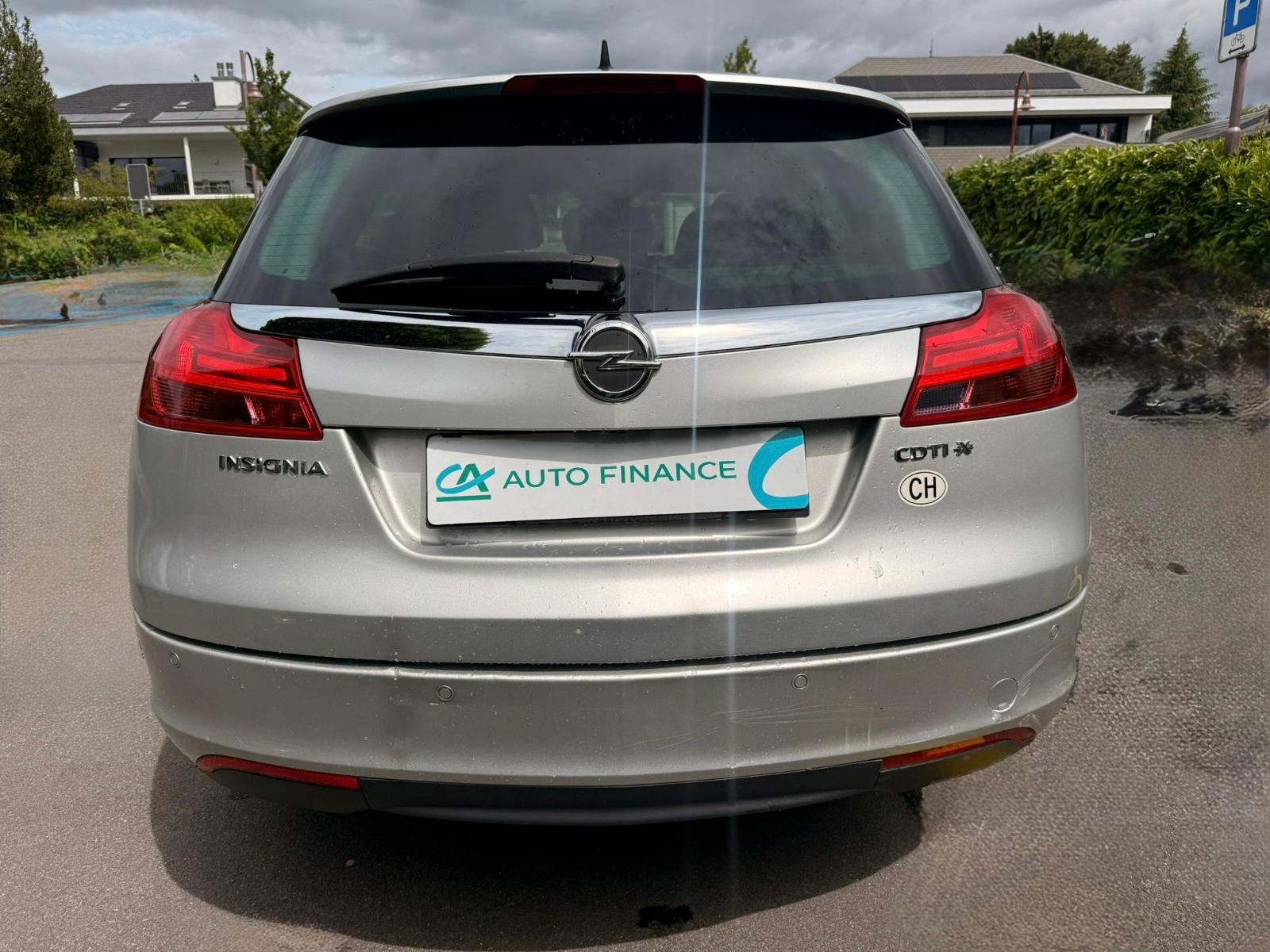 OPEL Insignia Sports Tourer 1.6 Turbo Cosmo-image-4