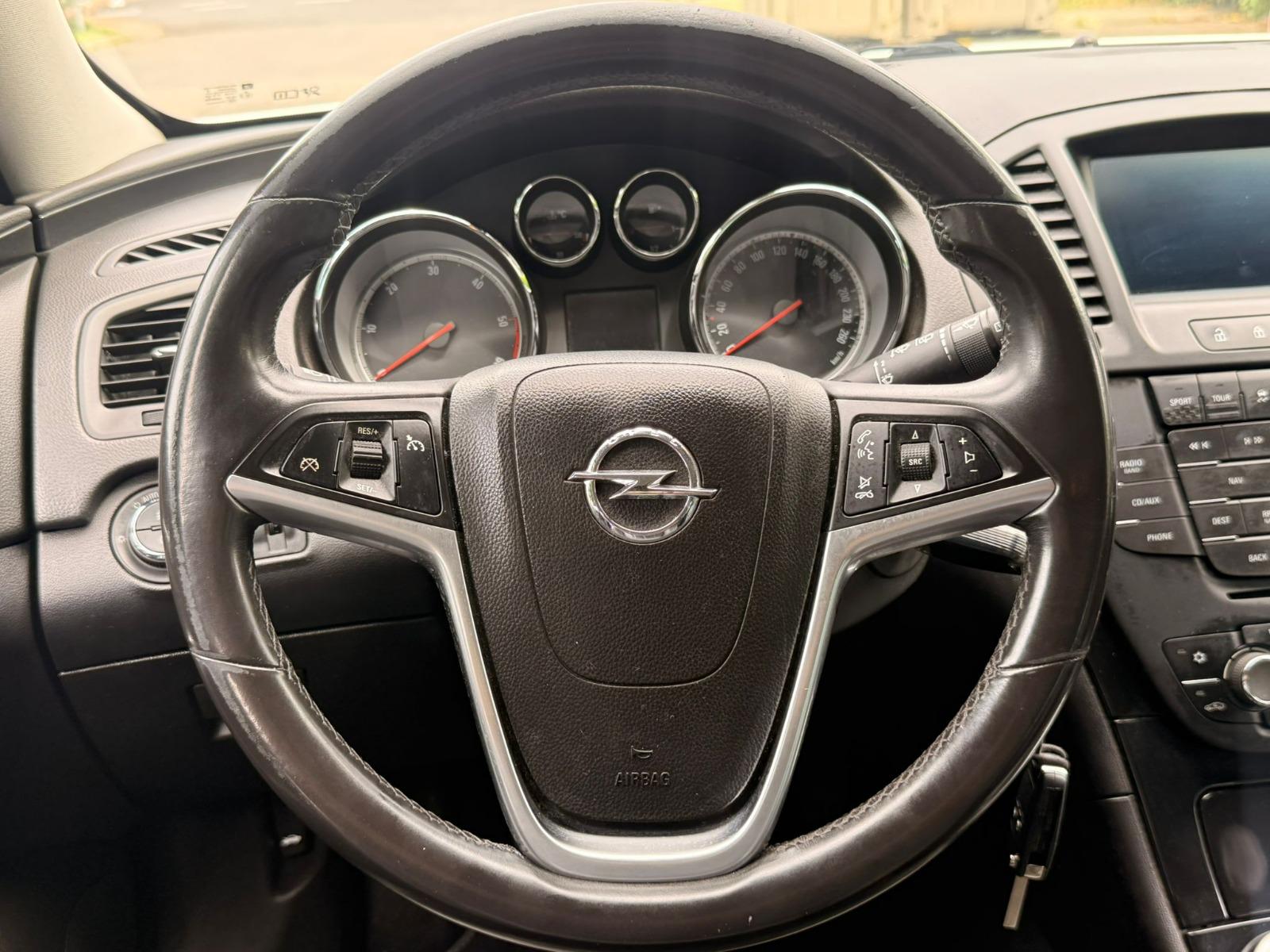 OPEL Insignia Sports Tourer 1.6 Turbo Cosmo-image-17