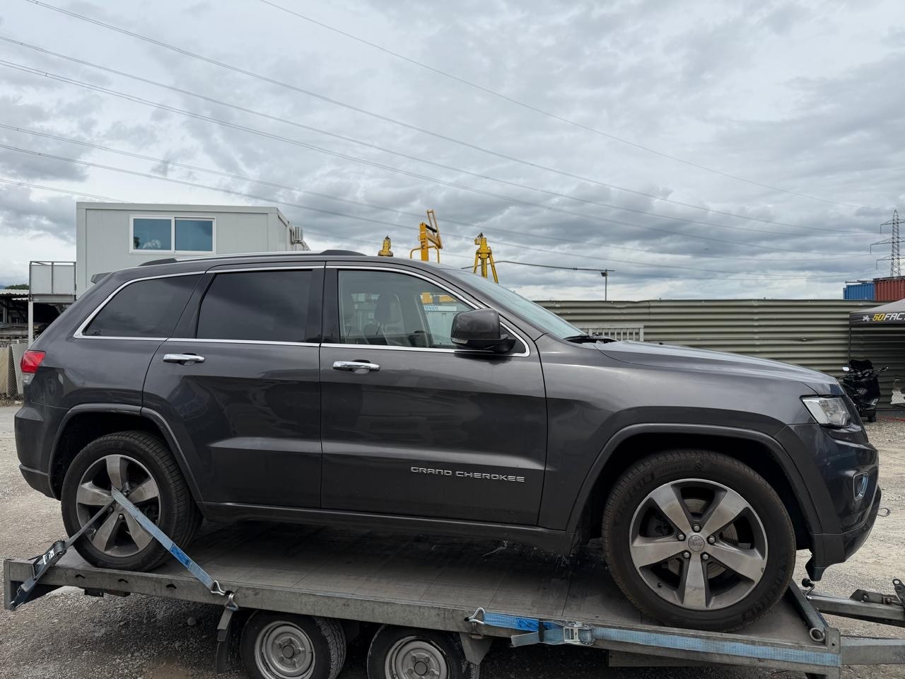 JEEP Grand Cherokee 3.0 CRD Overland-image-3