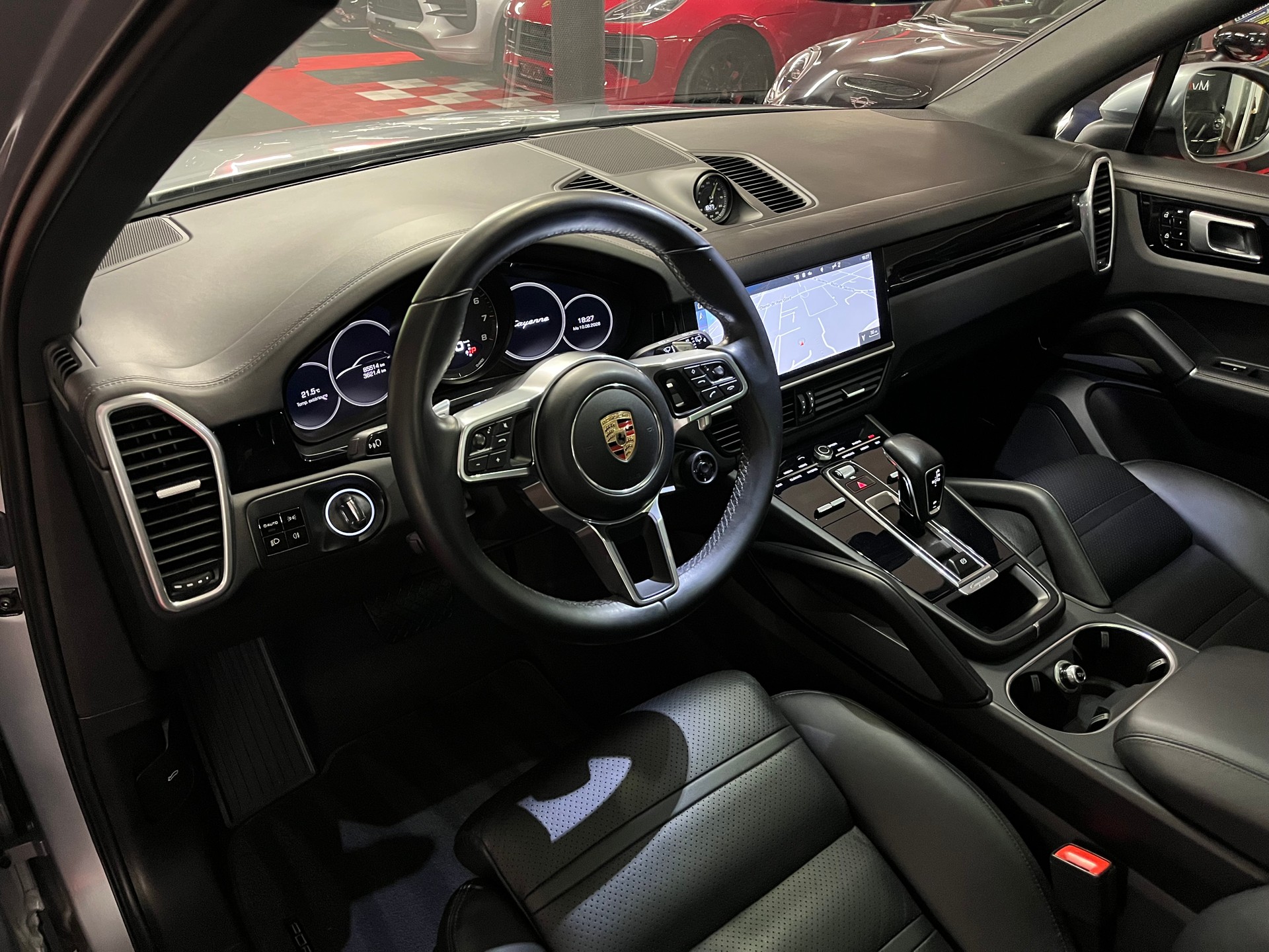 PORSCHE Cayenne E-Hybrid-image-11