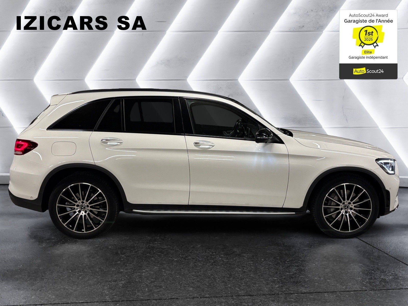 MERCEDES-BENZ GLC 200 AMG Line 4Matic 9G-Tronic-image-8