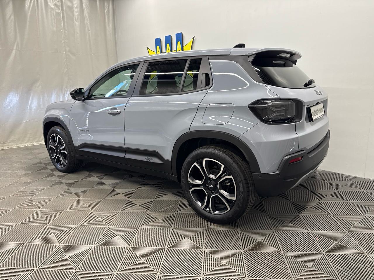 JEEP Avenger 1.2 Turbo MHEV Summit Sky-showroom-element-2