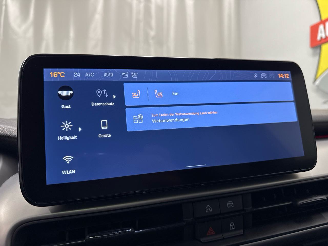 JEEP Avenger 1.2 Turbo MHEV Summit Sky-image-9