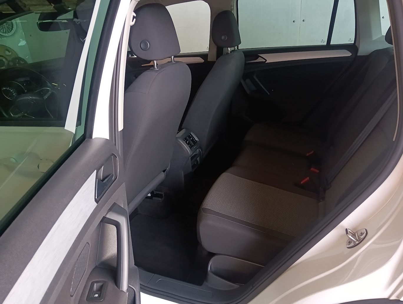 VW Tiguan 1.5TSI Evo Starter-image-10
