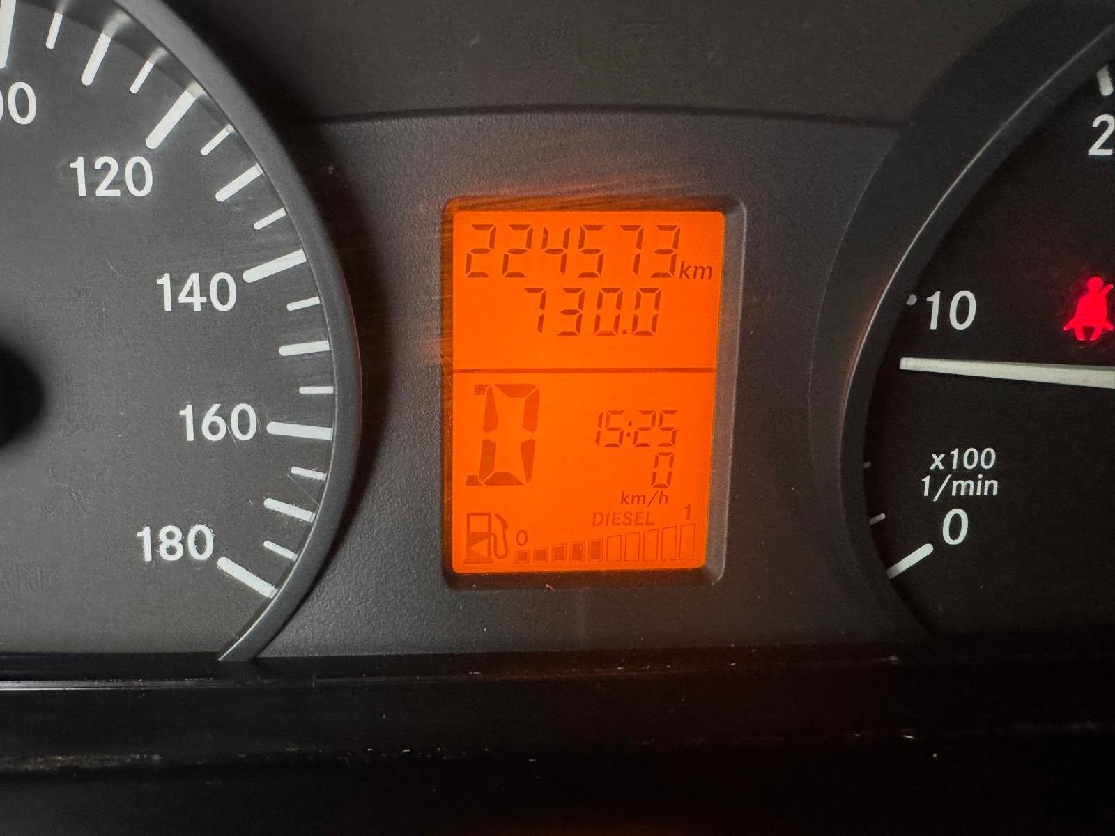 MERCEDES-BENZ Sprinter 313 CDI Tiefkühlkastenwagen bis -15-image-12