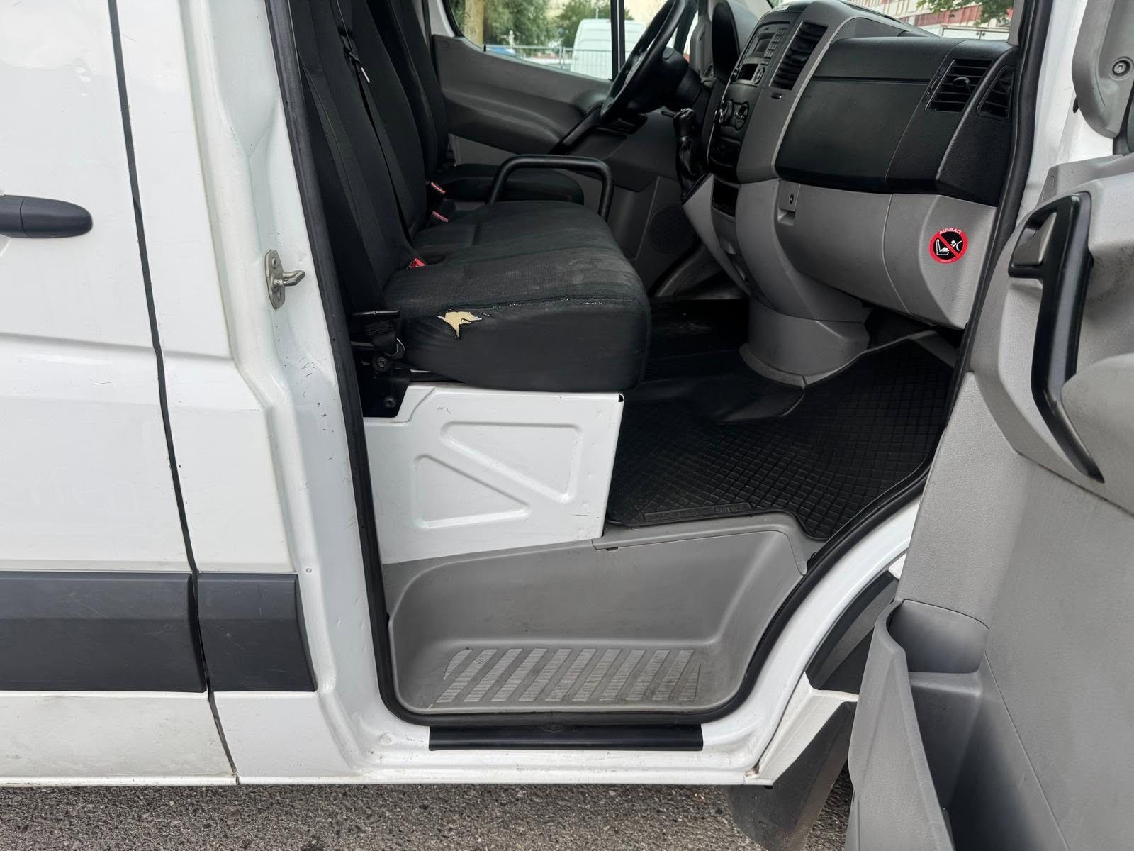 MERCEDES-BENZ Sprinter 313 CDI Tiefkühlkastenwagen bis -15-image-11