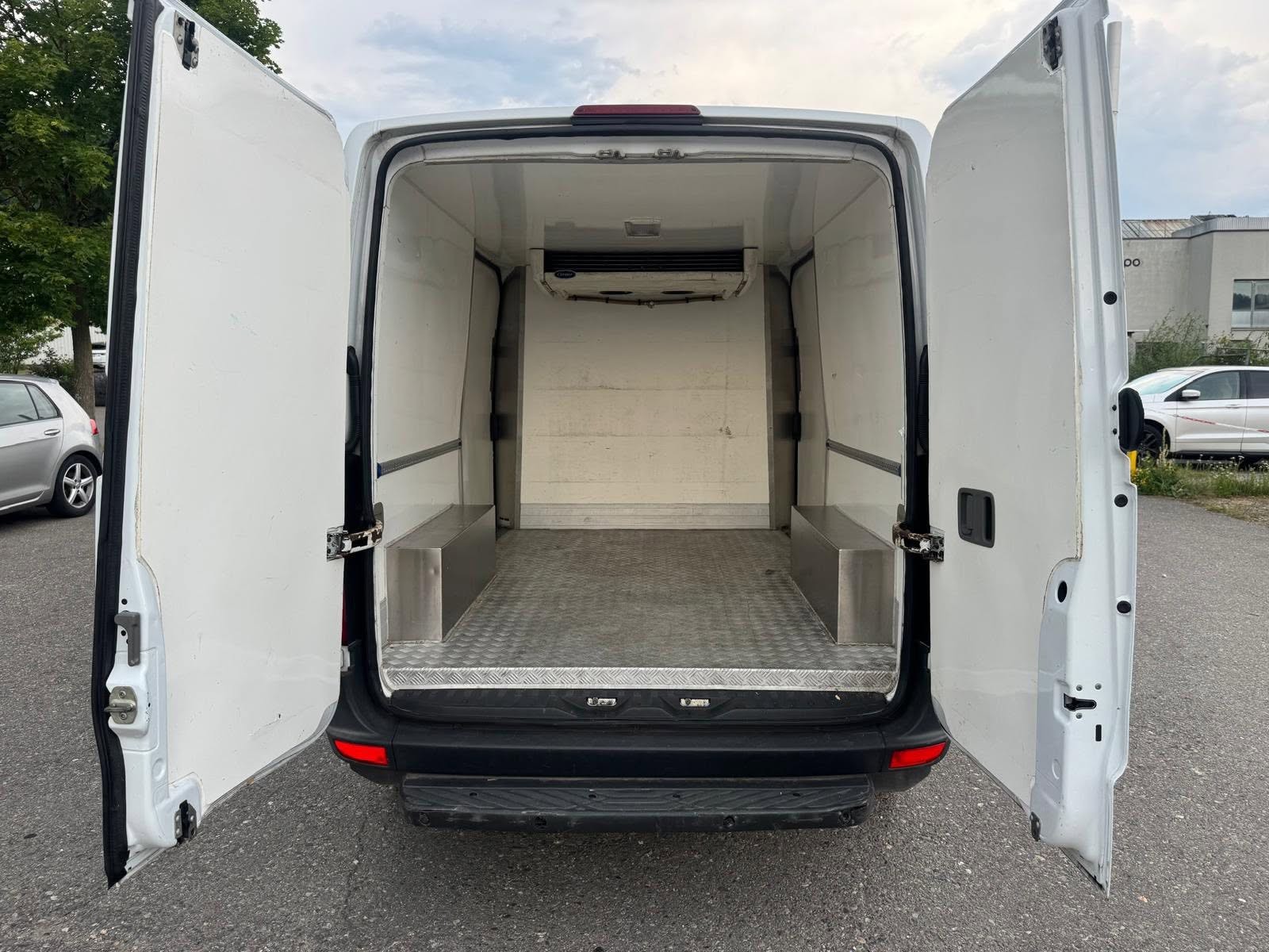 MERCEDES-BENZ Sprinter 313 CDI Tiefkühlkastenwagen bis -15-image-10
