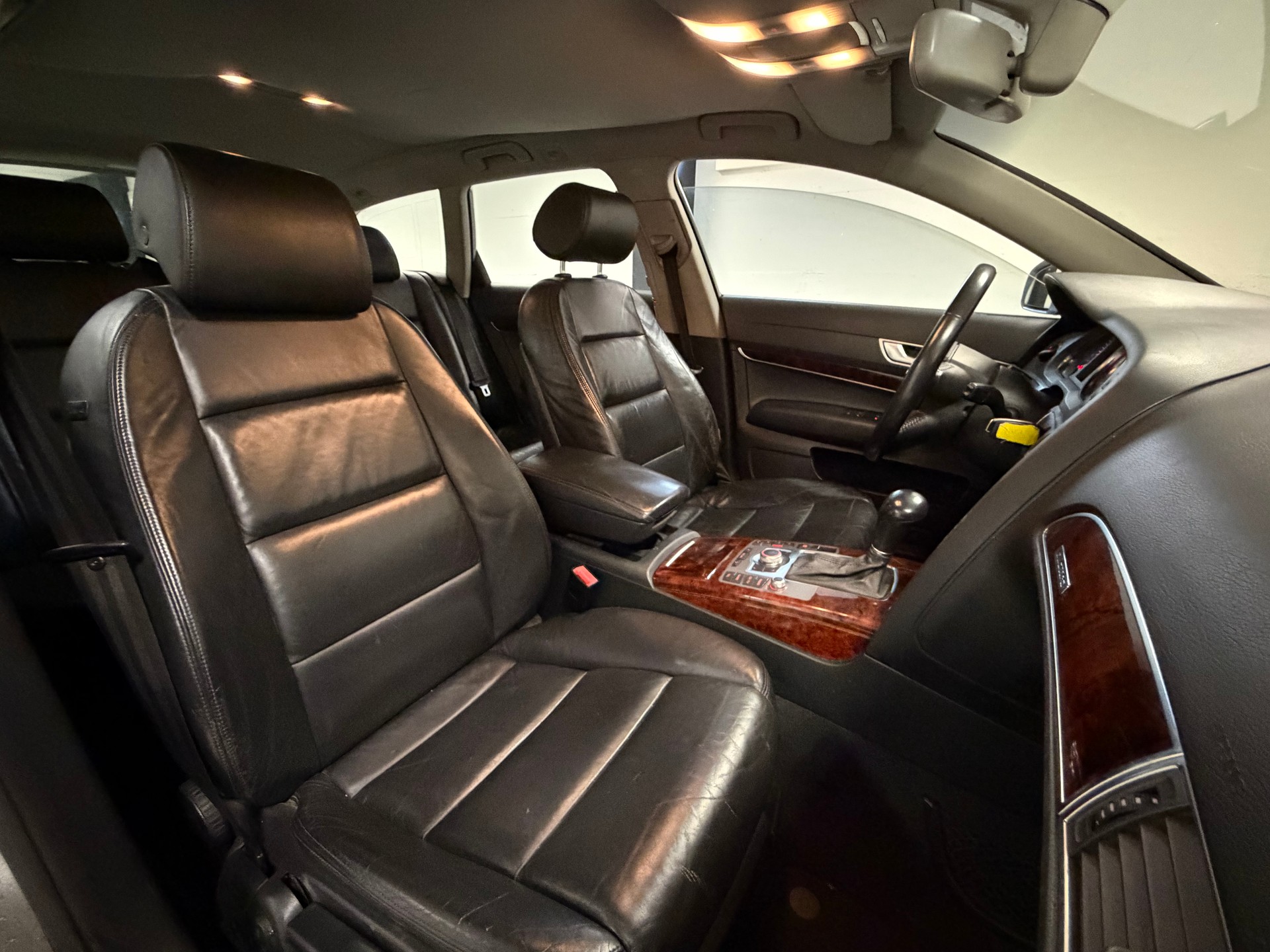 AUDI A6 Limousine 3.0 V6 TDI quattro-image-27