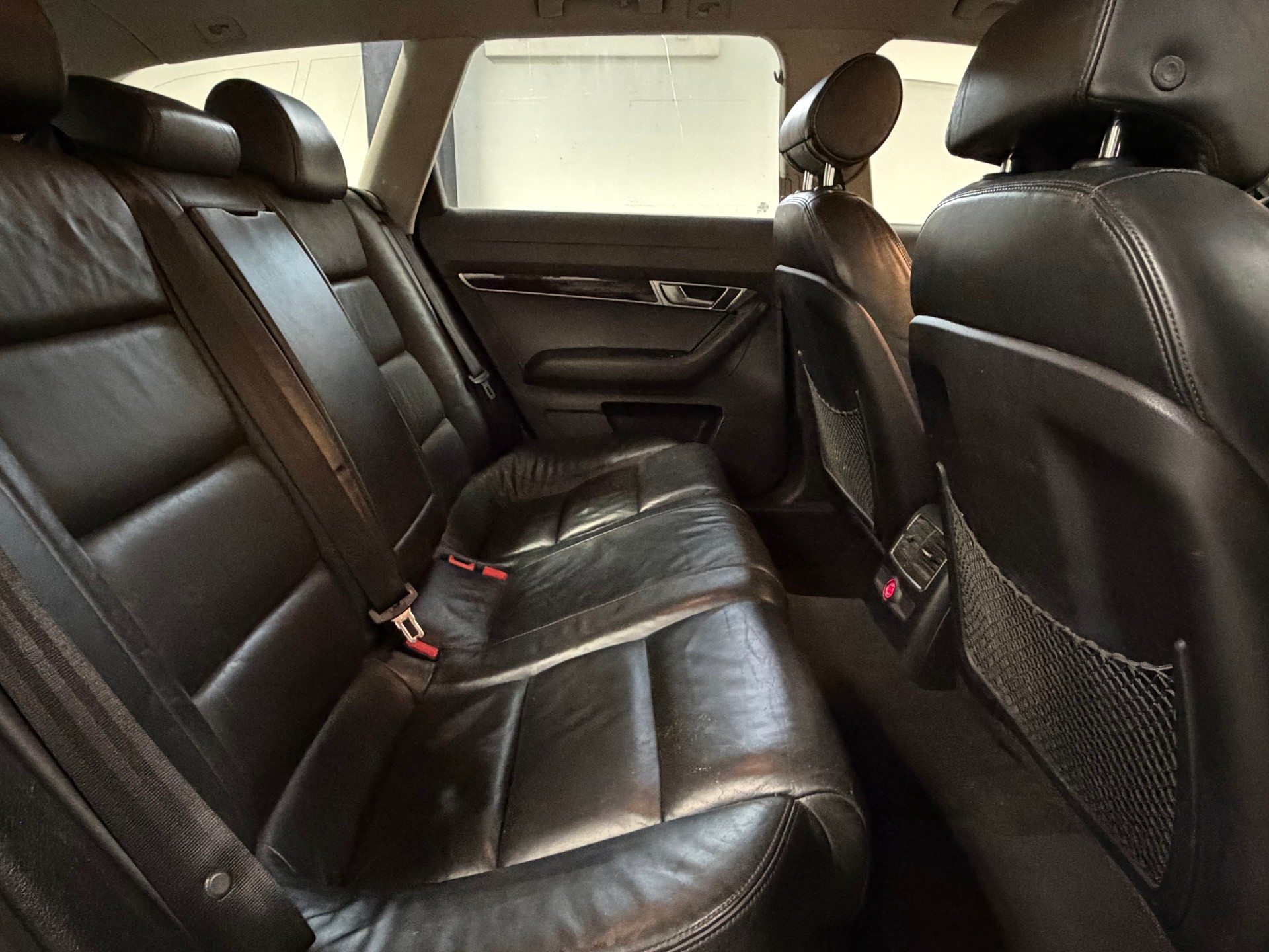 AUDI A6 Limousine 3.0 V6 TDI quattro-image-22