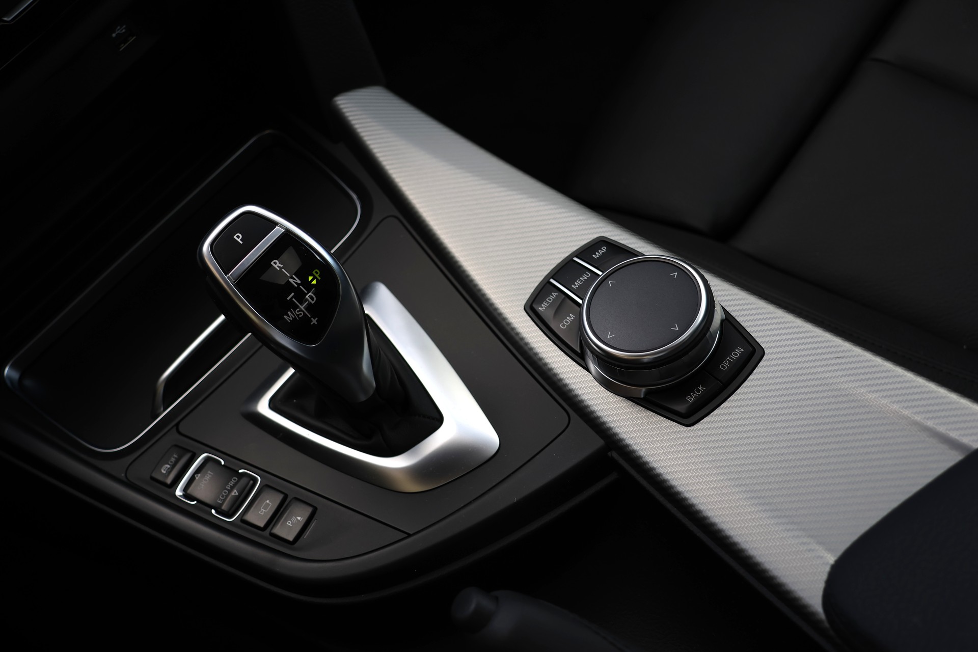 BMW 440i Coupé xDrive M Sport Steptronic-image-17