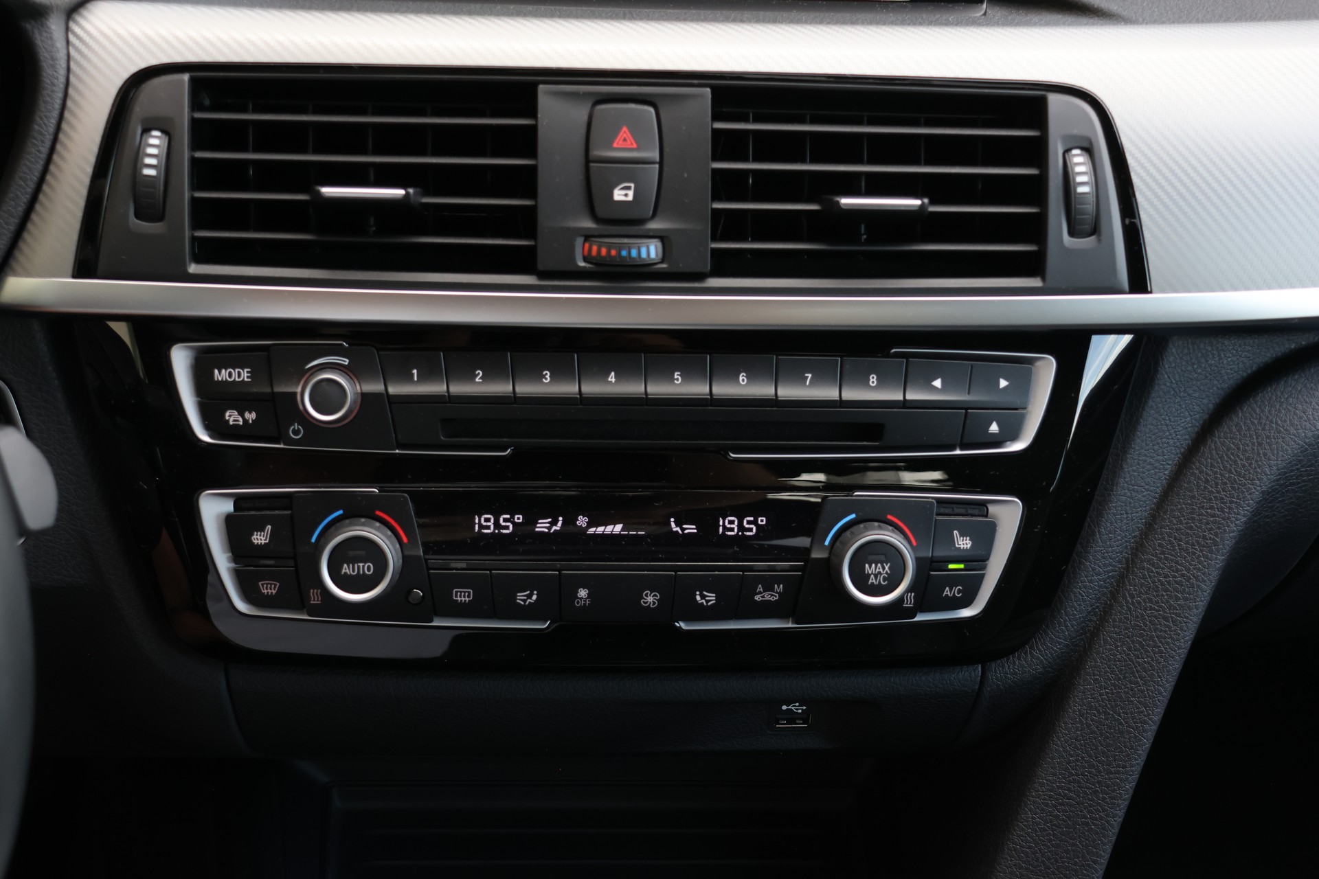 BMW 440i Coupé xDrive M Sport Steptronic-image-29