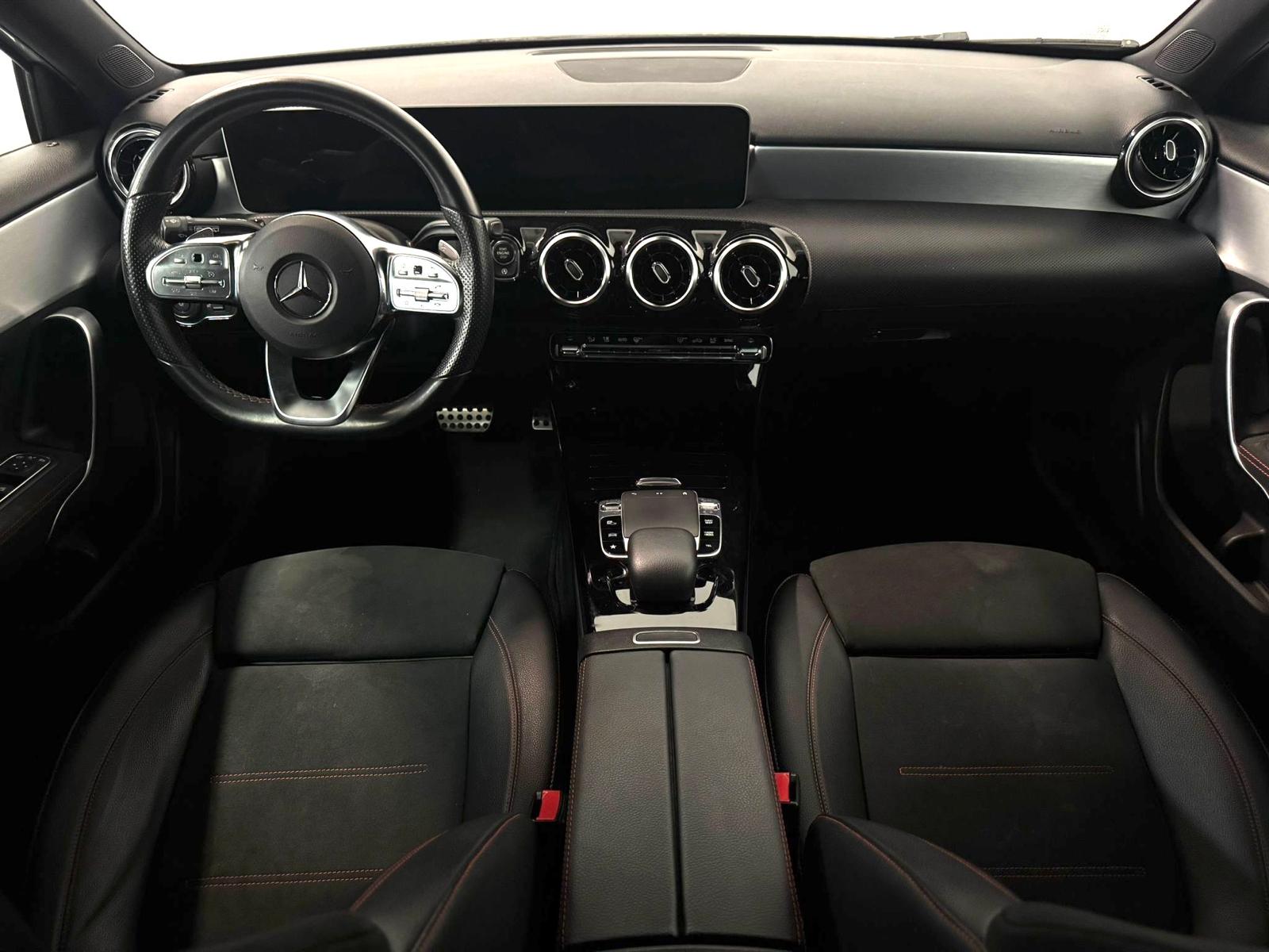 MERCEDES-BENZ A 200 AMG Line 7G-DCT-image-13