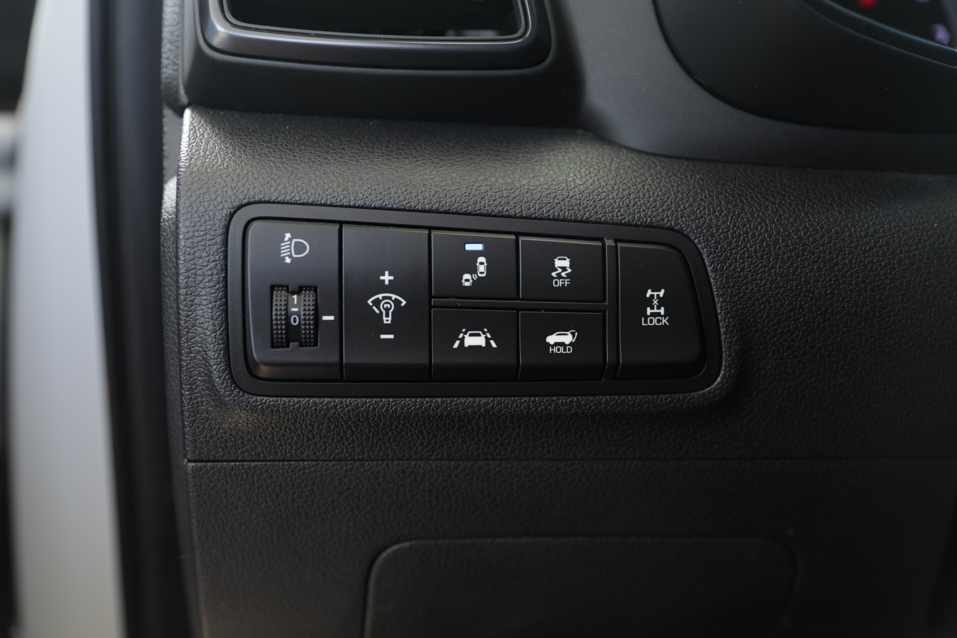 HYUNDAI Tucson 1.6 TGDI N-Line 4WD DCT-image-9