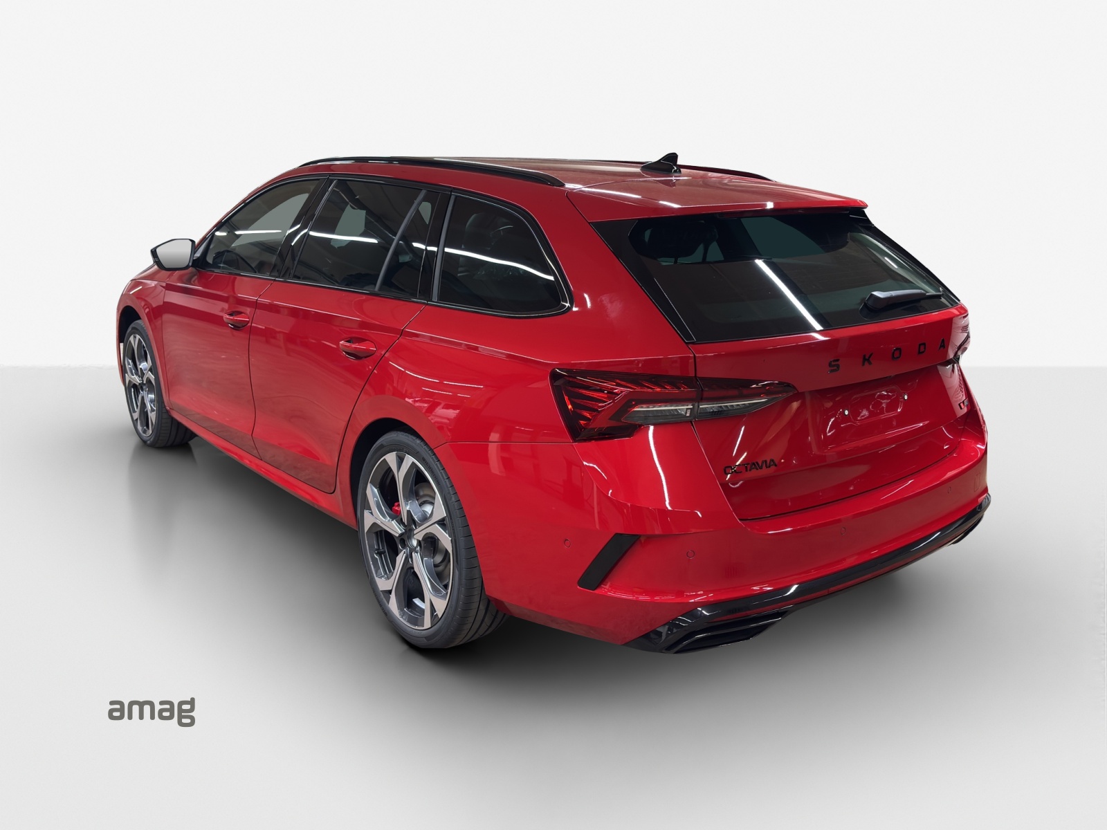 SKODA Octavia Combi 2.0 TSI DSG RS 30 Years Edition-showroom-element-1
