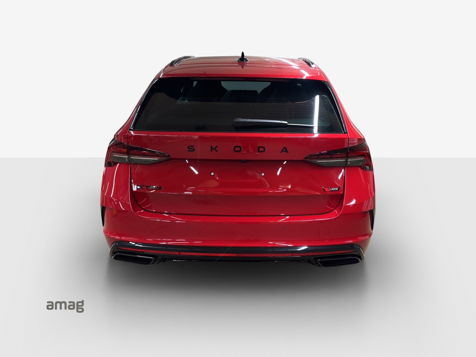 SKODA Octavia Combi 2.0 TSI DSG RS 30 Years Edition-showroom-element-2