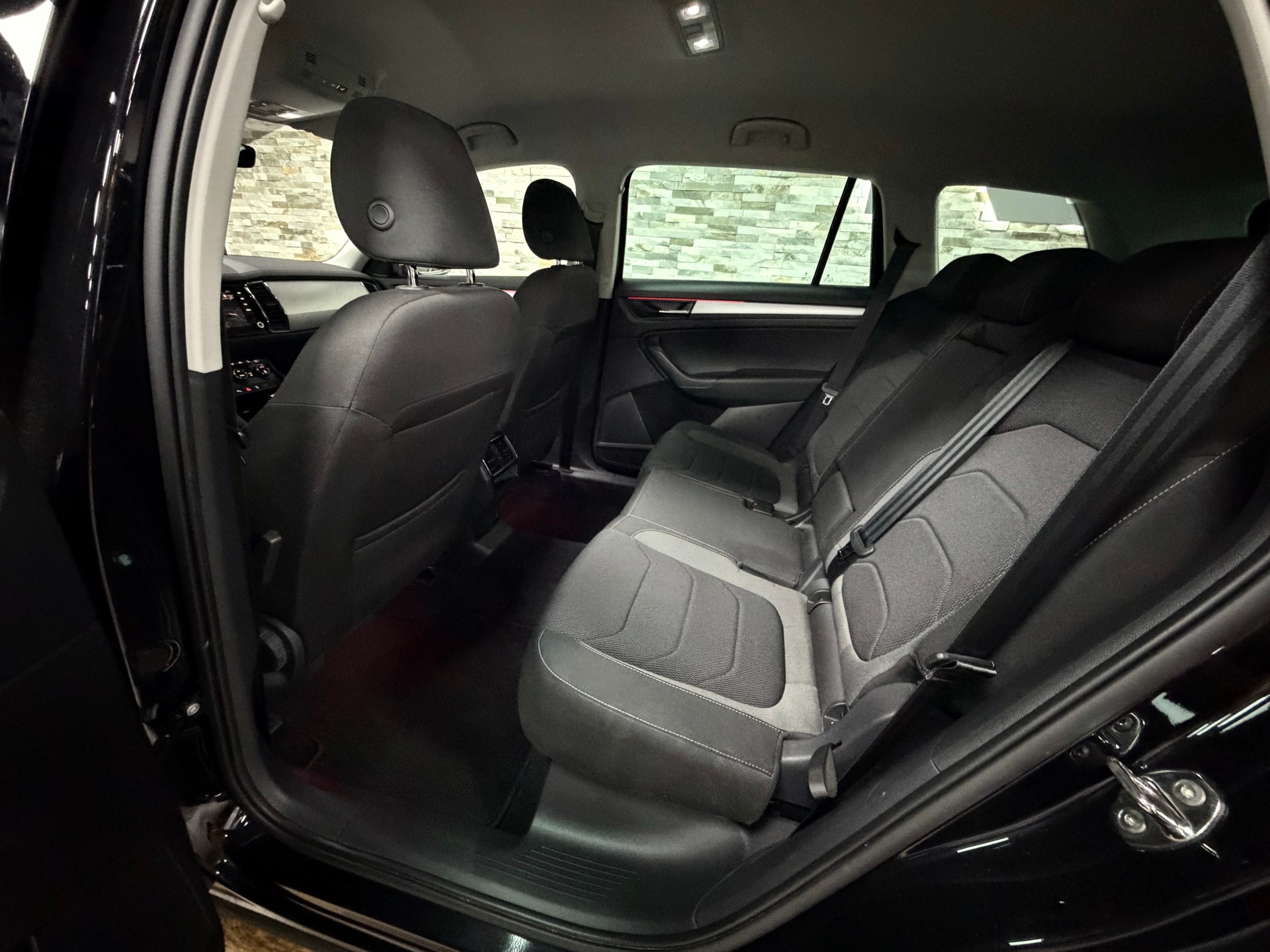 SKODA Kodiaq 2.0 TDI CR Ambition 4x4 DSG-image-22