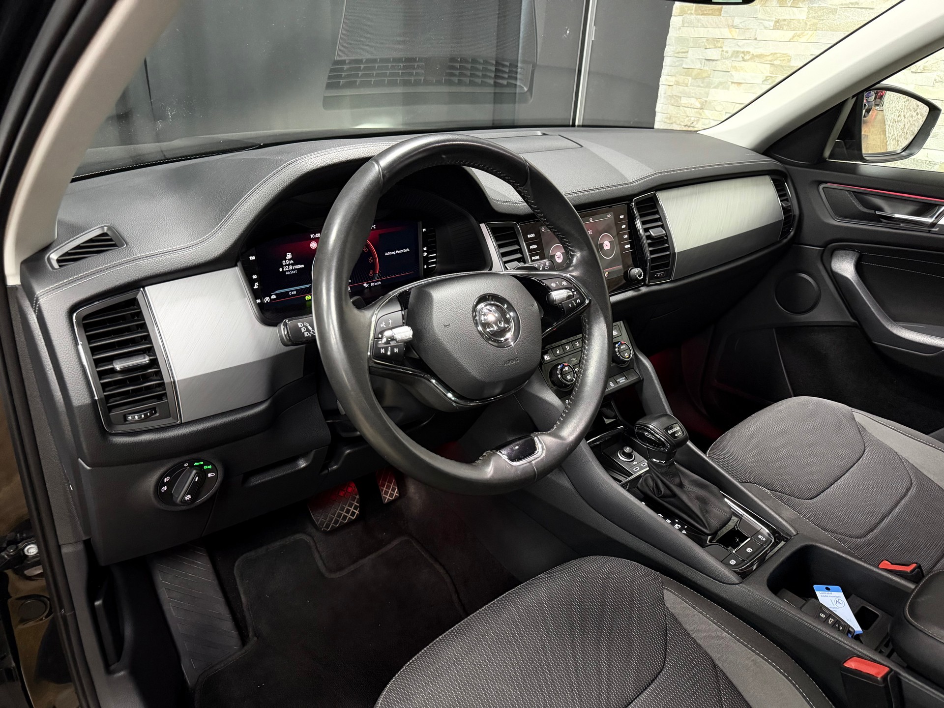 SKODA Kodiaq 2.0 TDI CR Ambition 4x4 DSG-image-12