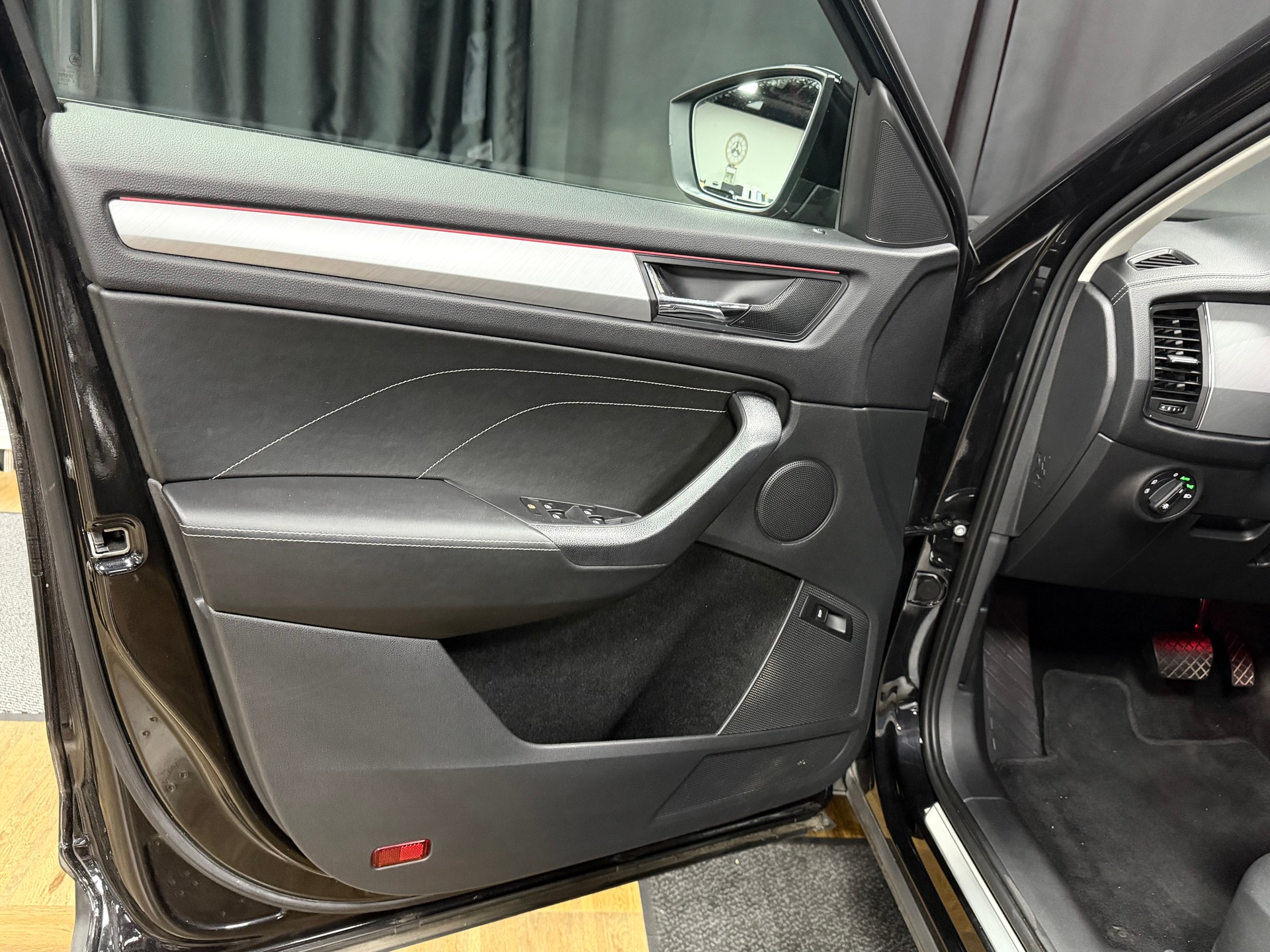 SKODA Kodiaq 2.0 TDI CR Ambition 4x4 DSG-image-10