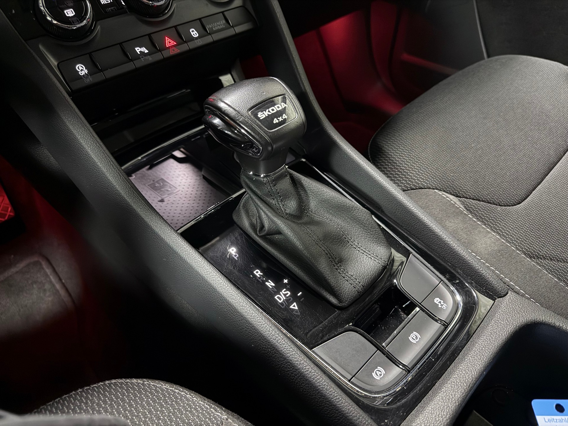 SKODA Kodiaq 2.0 TDI CR Ambition 4x4 DSG-image-16