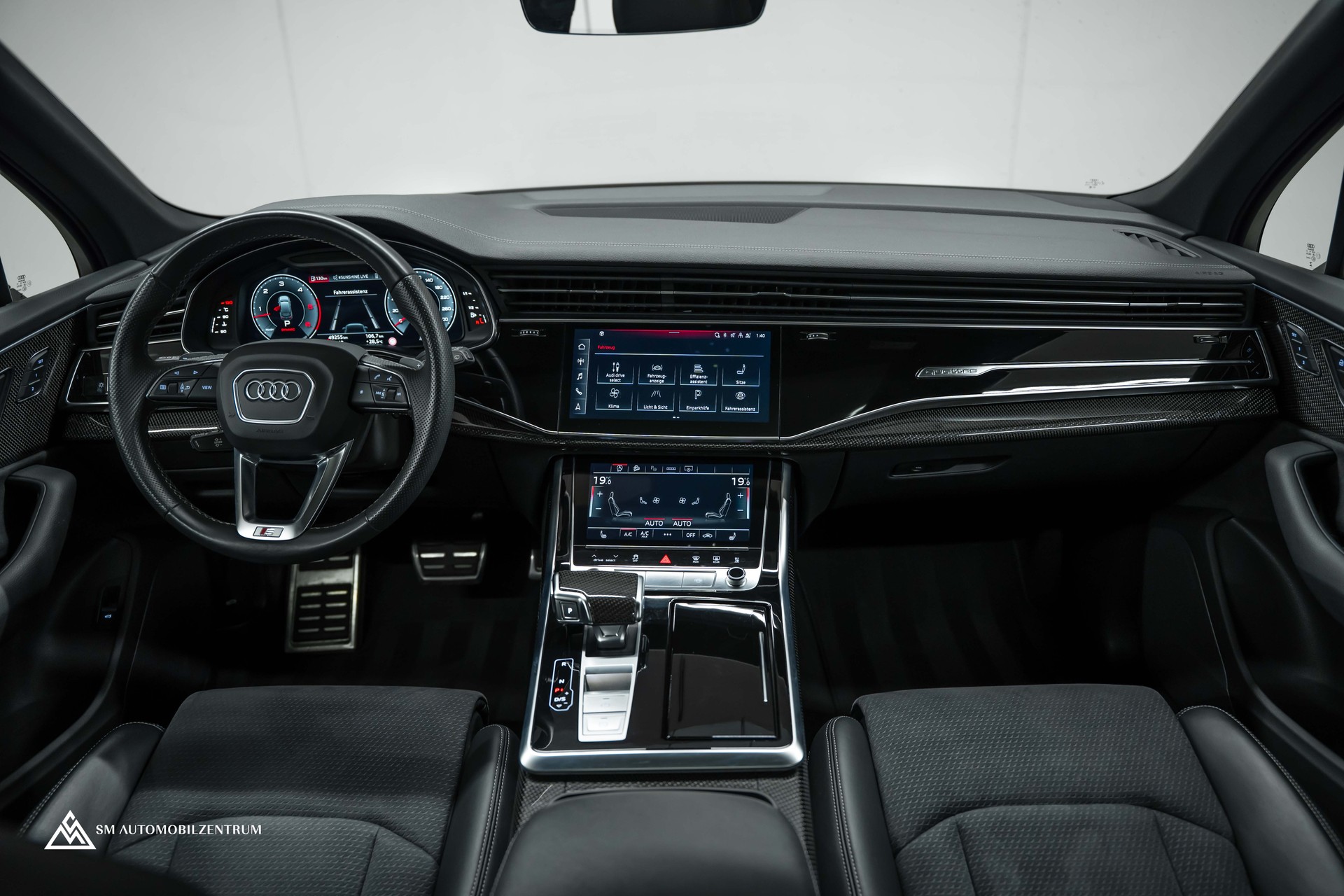 AUDI Q7 3.0 50 TDI S Line quattro T-Tronic / Panorama / Standheizung- / Lüftung / 22" Räder-image-13