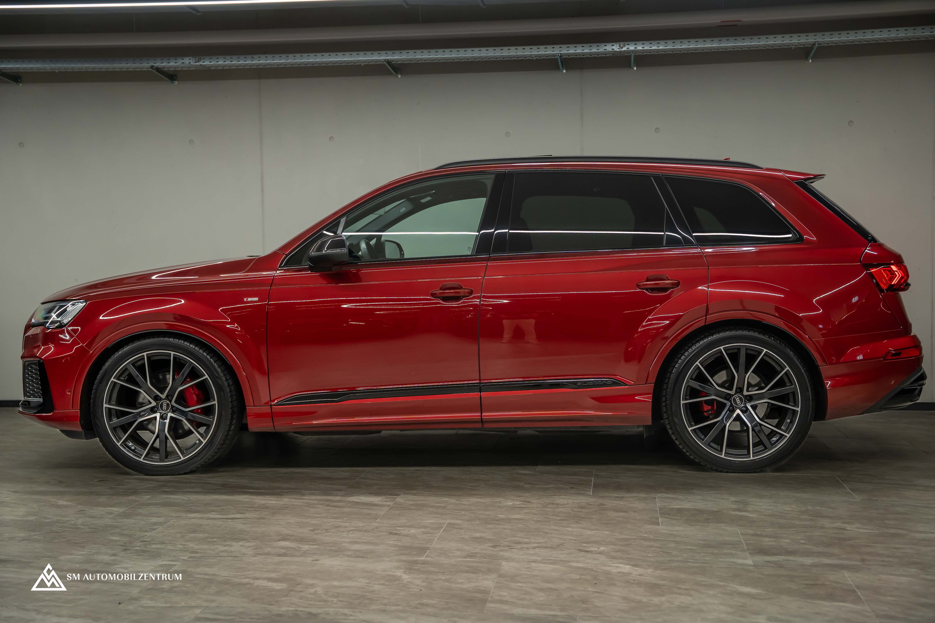 AUDI Q7 3.0 50 TDI S Line quattro T-Tronic / Panorama / Standheizung- / Lüftung / 22" Räder-image-5