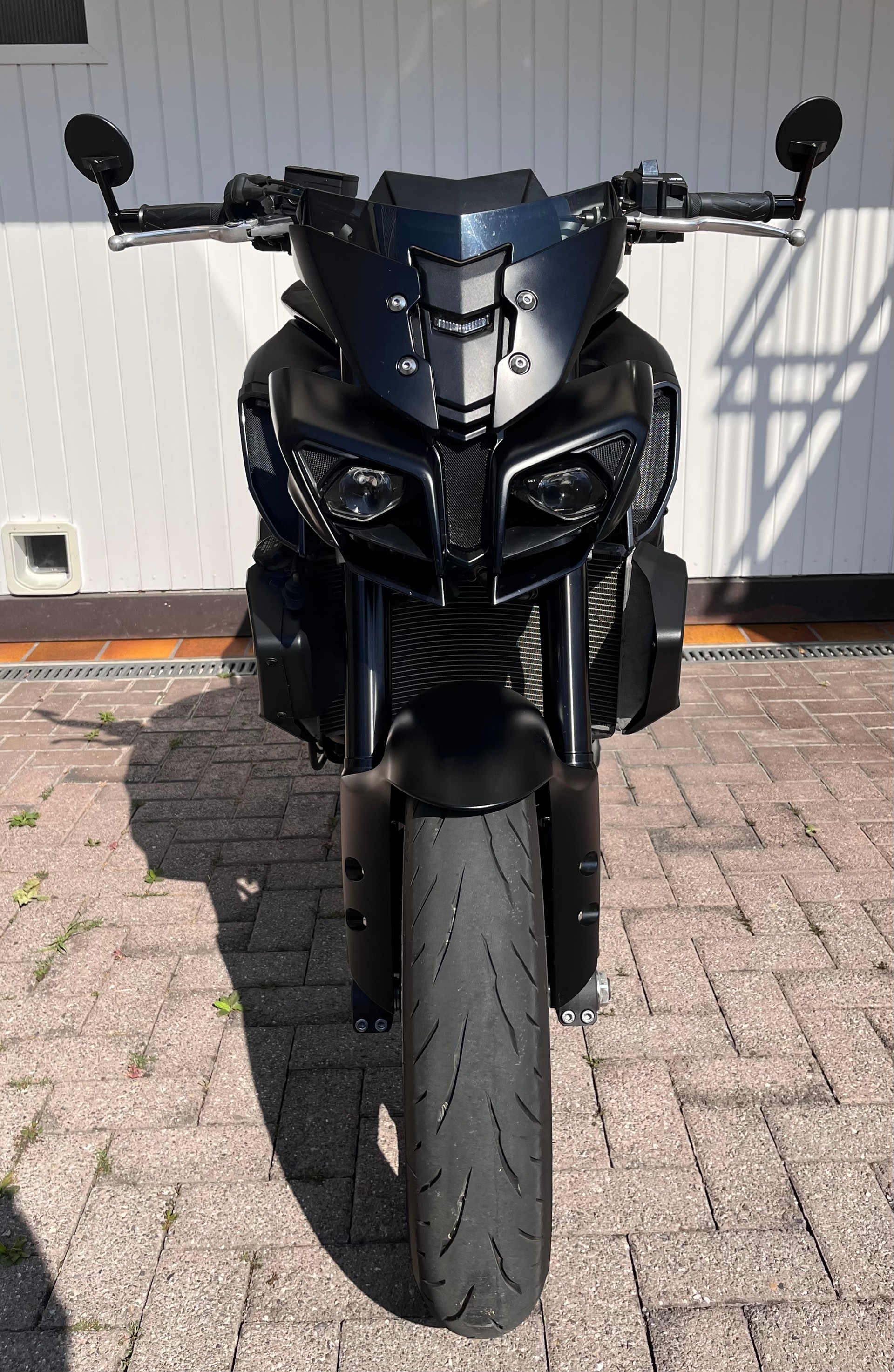 YAMAHA MT-10 ABS-image-1