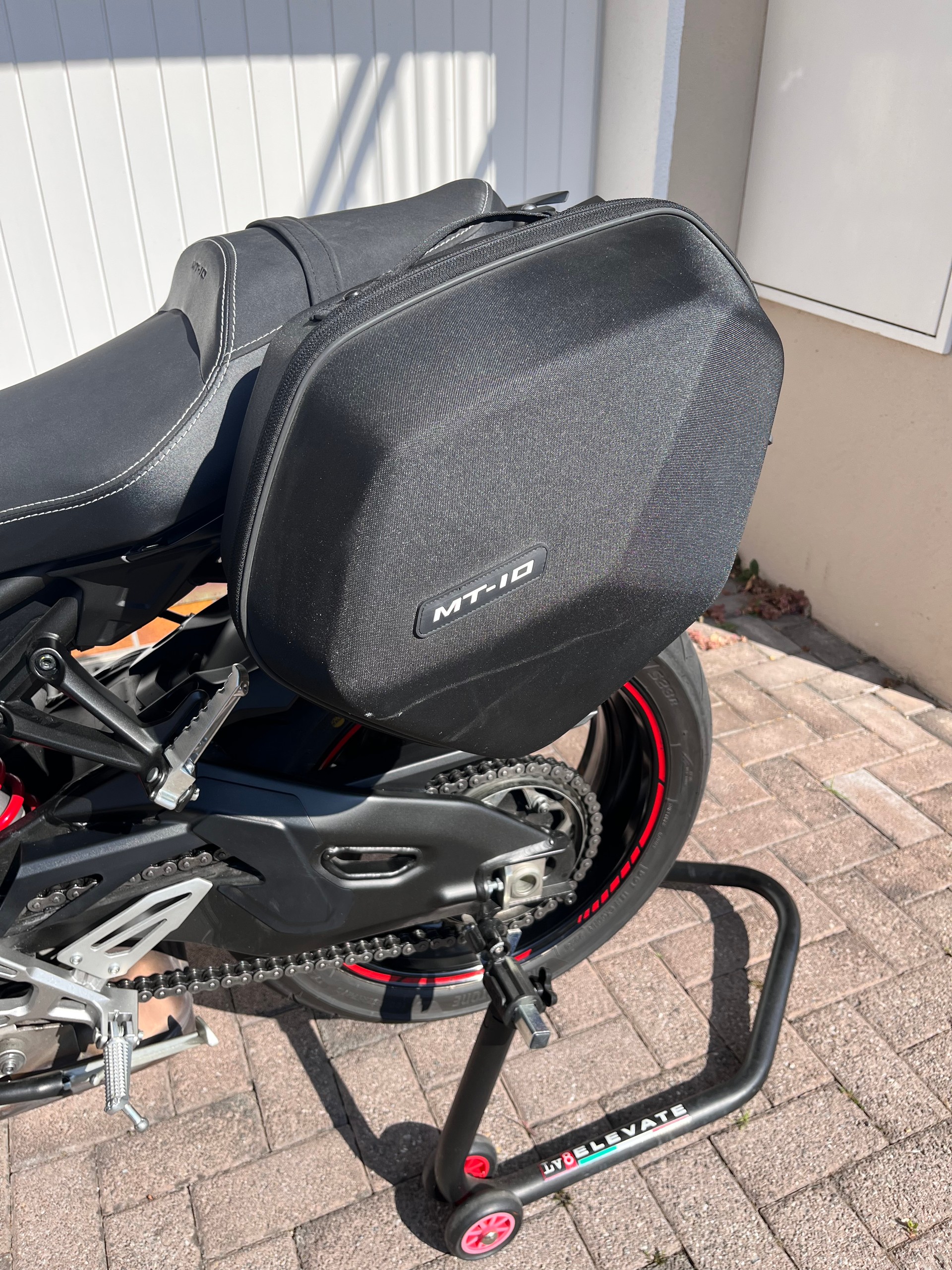YAMAHA MT-10 ABS-image-7