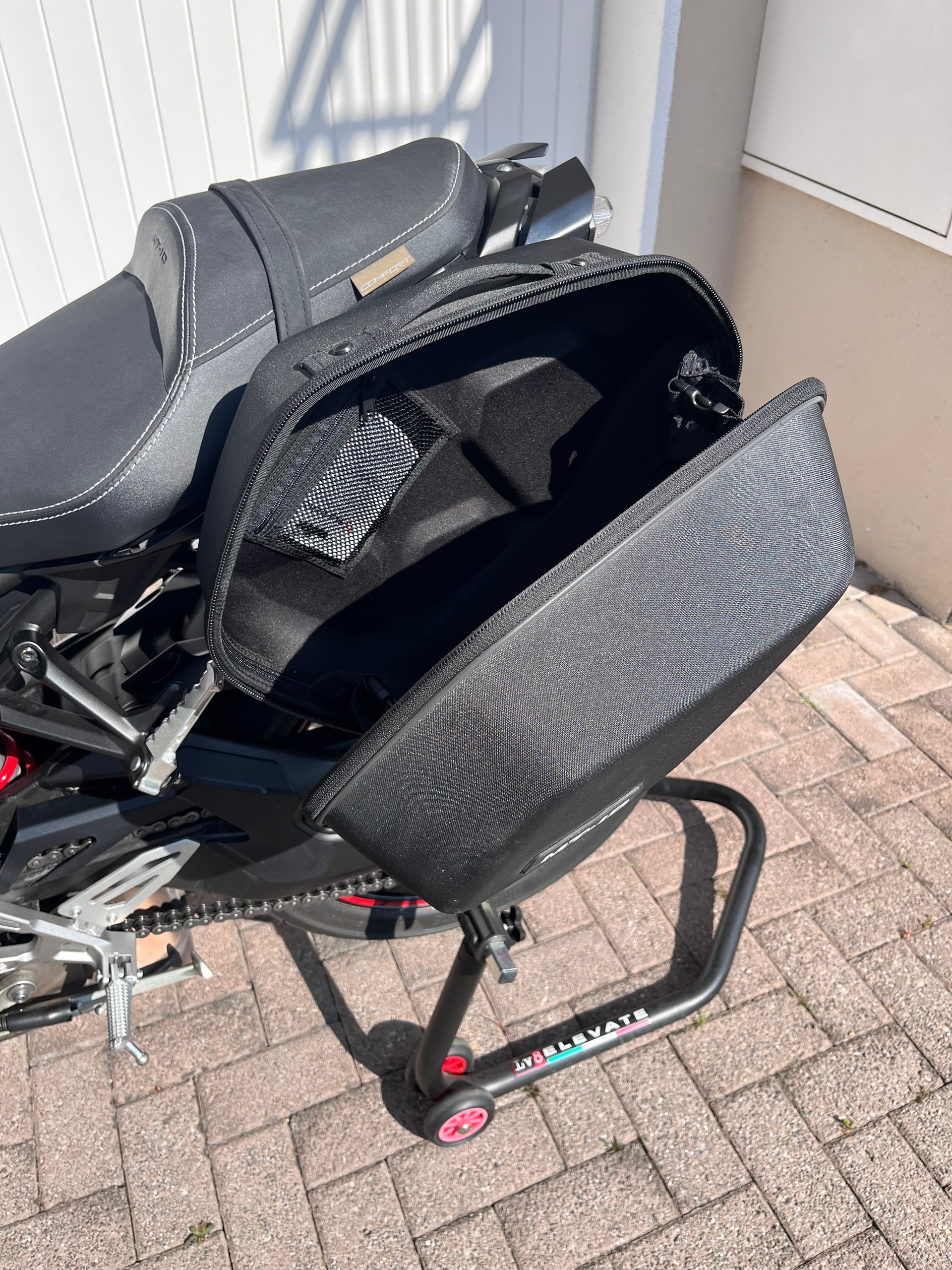 YAMAHA MT-10 ABS-image-8