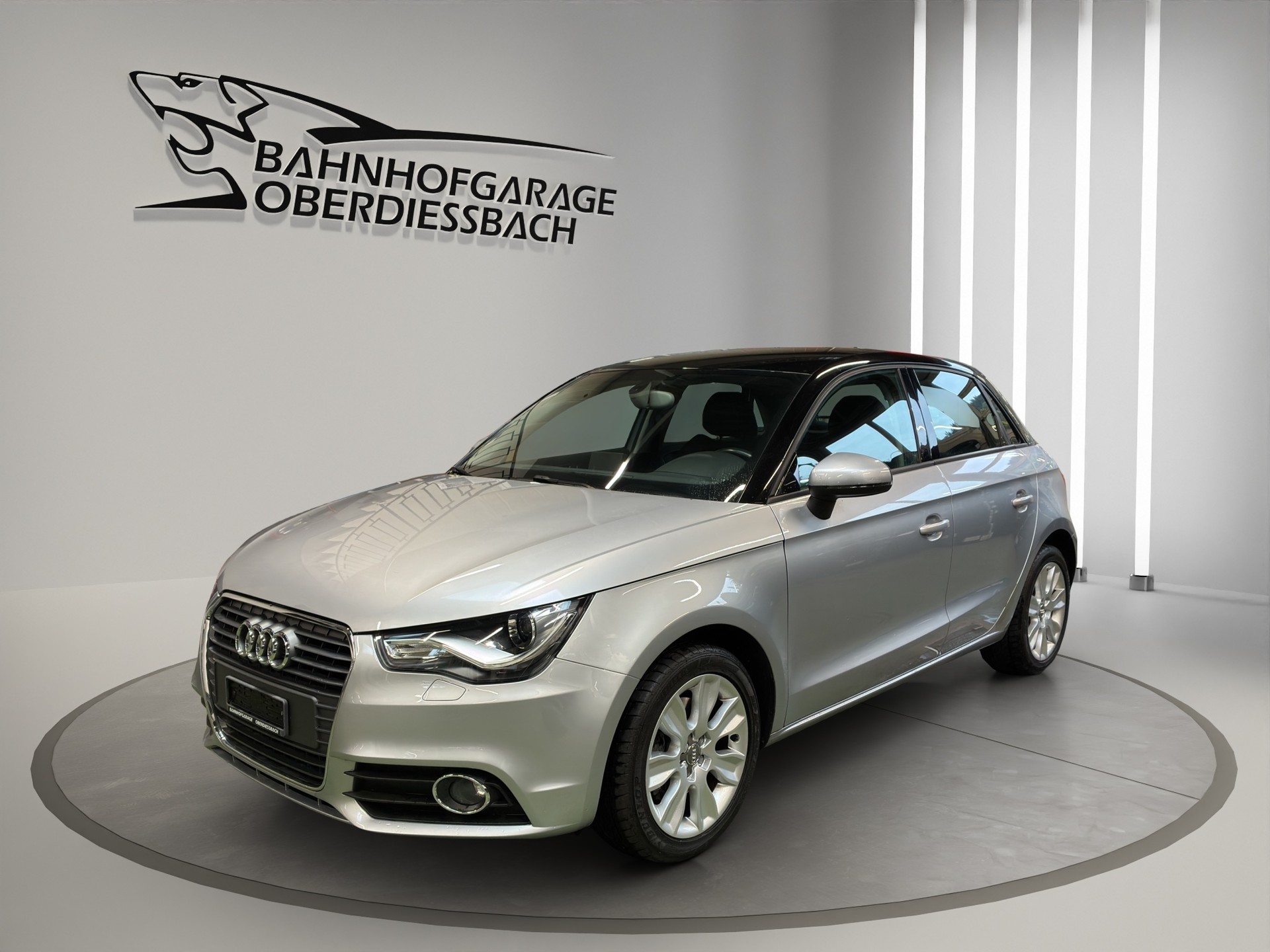 AUDI A1 Sportback 1.4 TFSI Ambition S-tronic-showroom-element-1