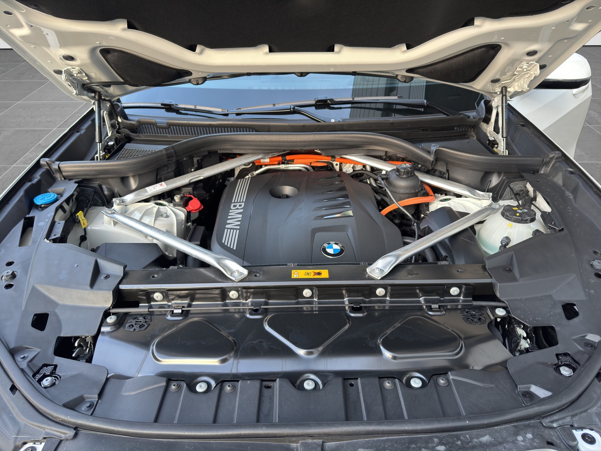 BMW X5 50e xDrive SAG-image-30