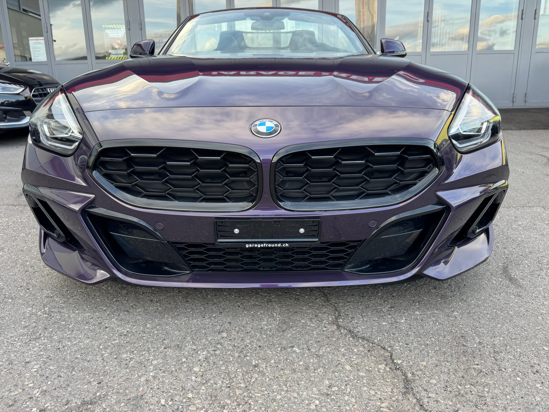 BMW Z4 sDrive 20i M Sport Steptronic-showroom-element-2