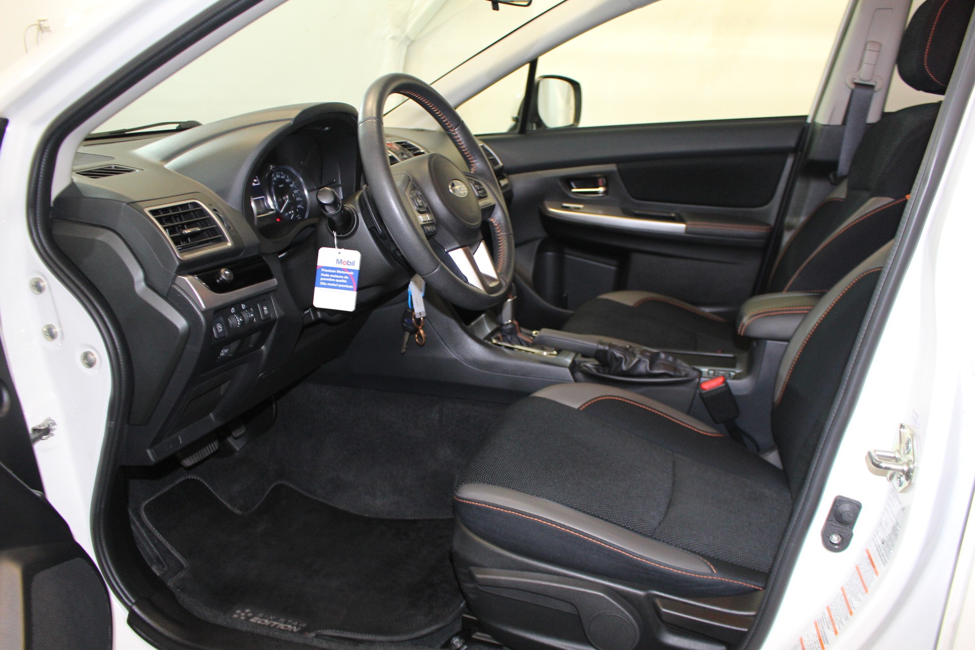 SUBARU XV 2.0i Swiss Two-image-6
