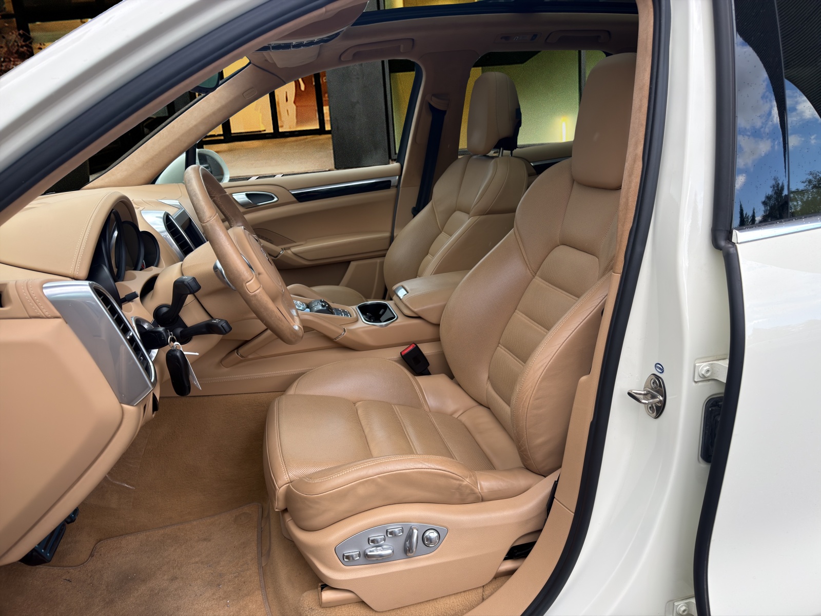 PORSCHE Cayenne 4.8 V8 Turbo / Top Zustand-image-8